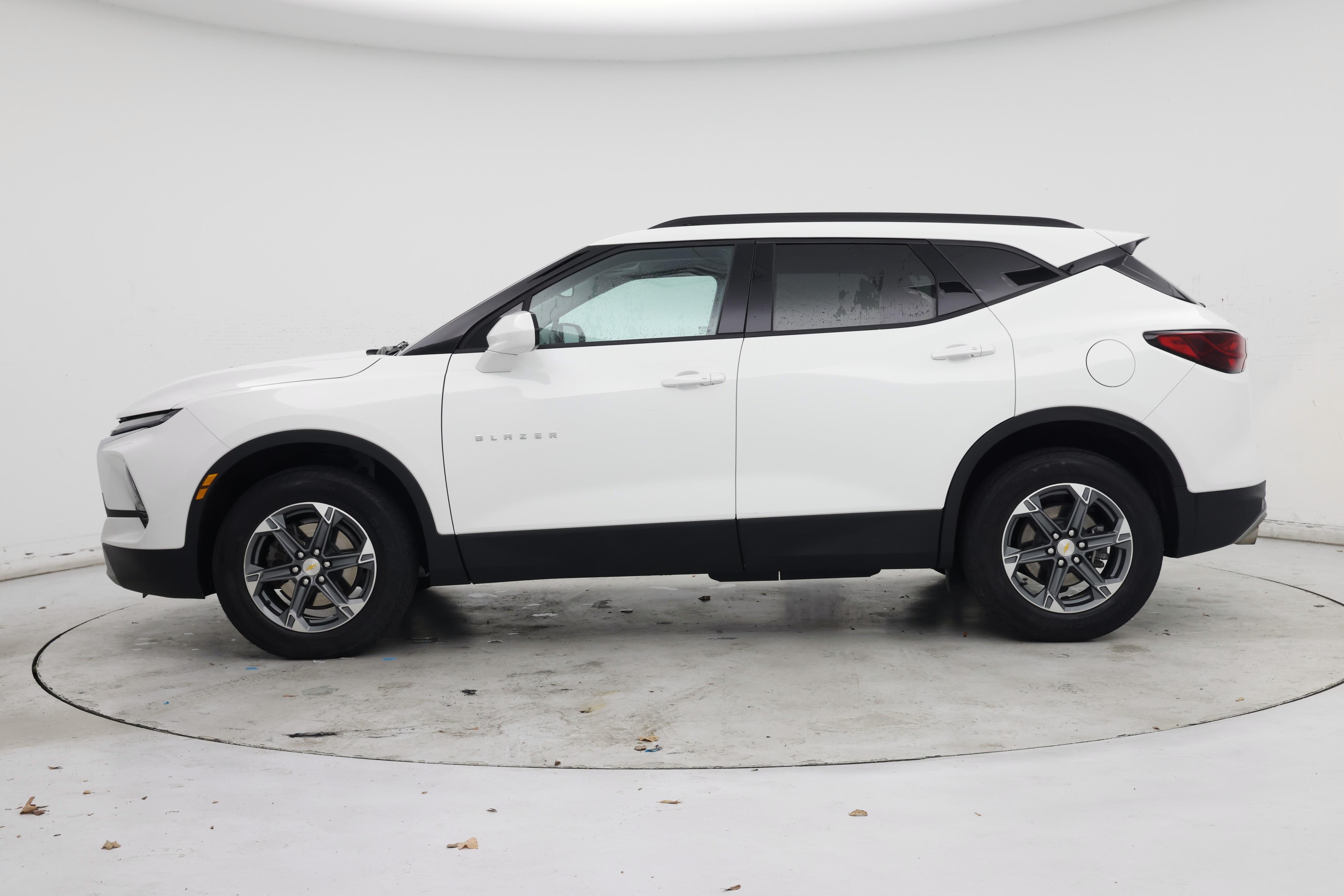 Thumbnail: 2024 Chevrolet Blazer - 3