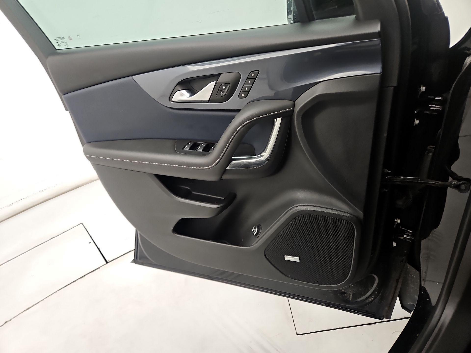 Thumbnail: 2023 Chevrolet Blazer - 12