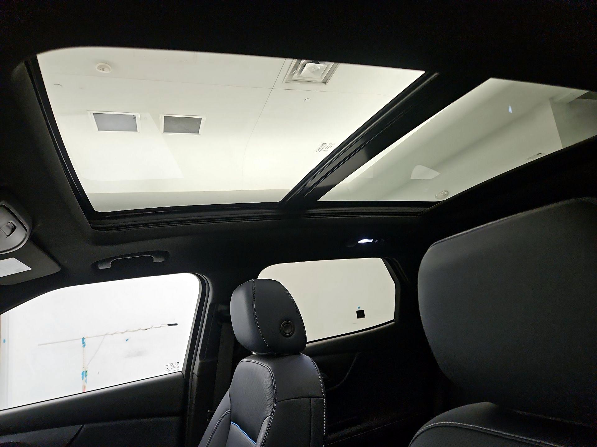 Thumbnail: 2023 Chevrolet Blazer - 20