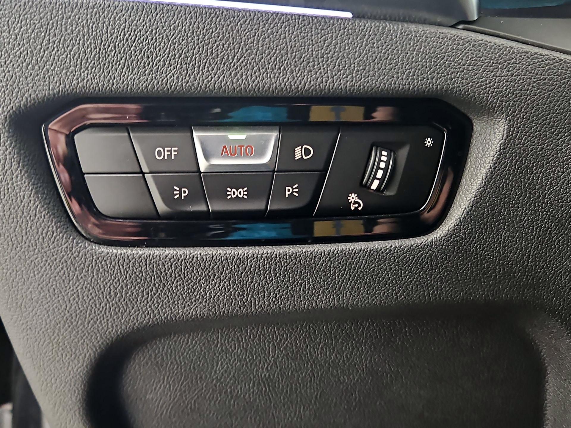 Thumbnail: 2023 BMW 4 Series - 13