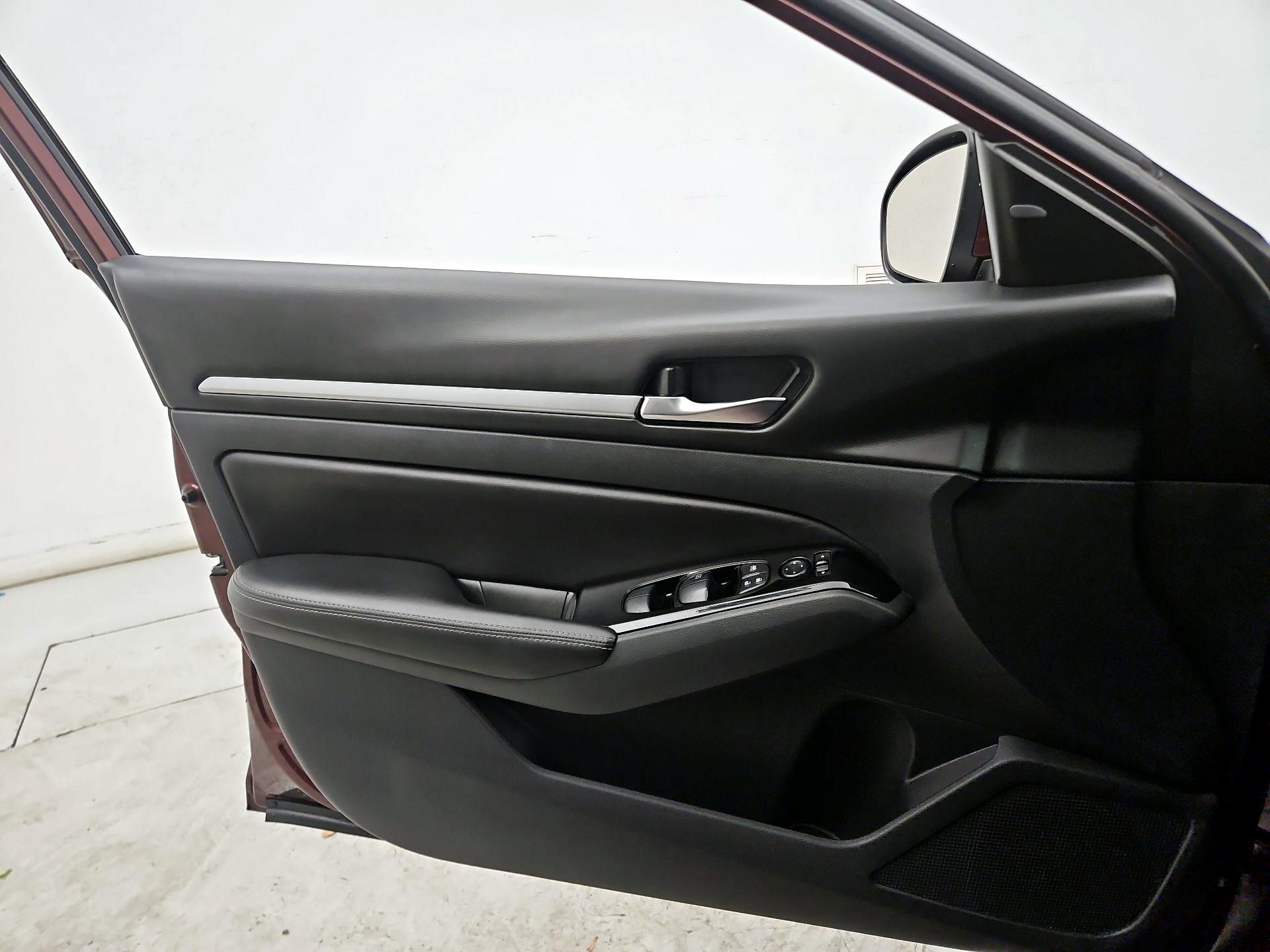 Thumbnail: 2023 Nissan Altima - 12