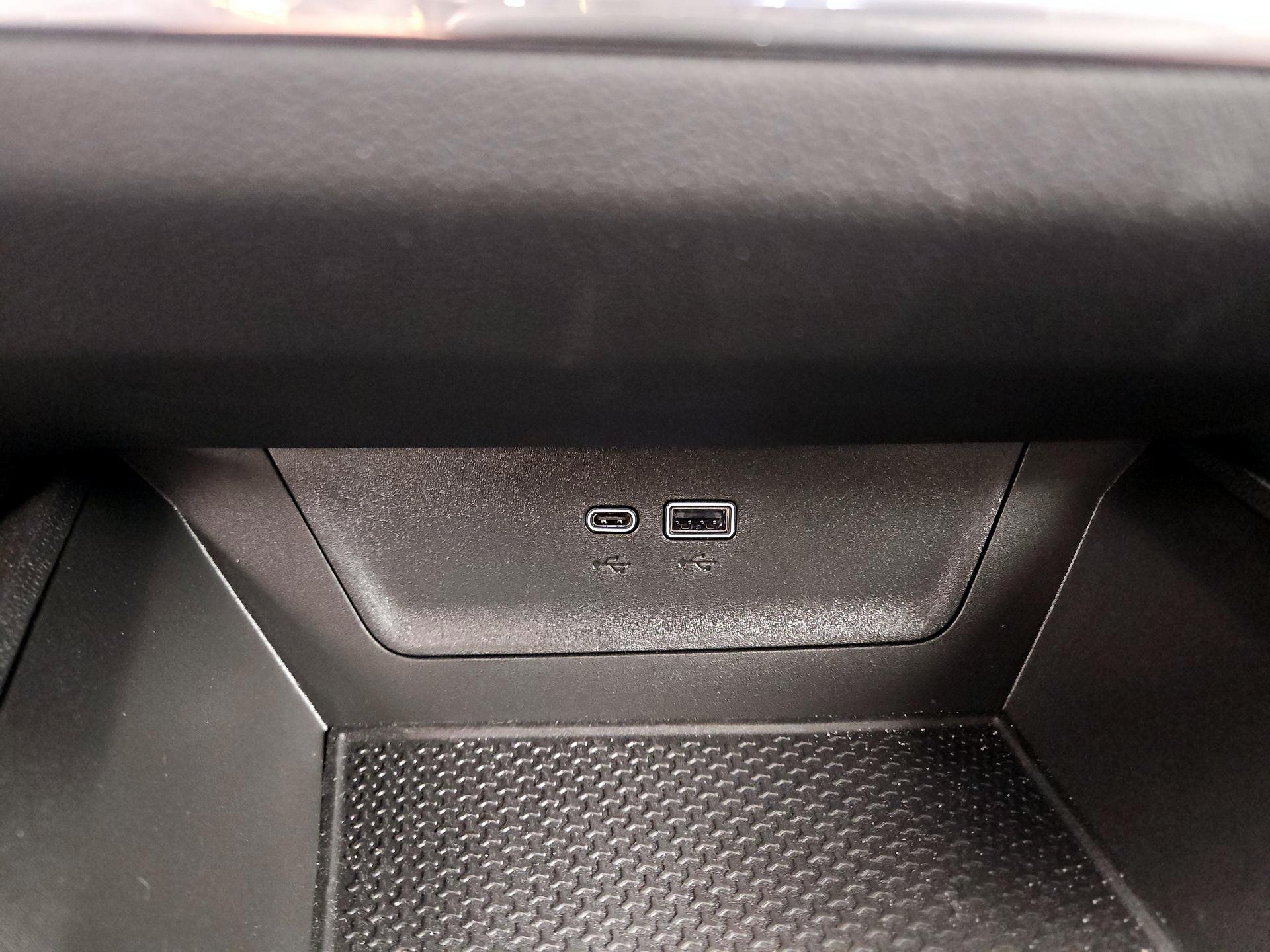 Thumbnail: 2025 Chevrolet Equinox - 18