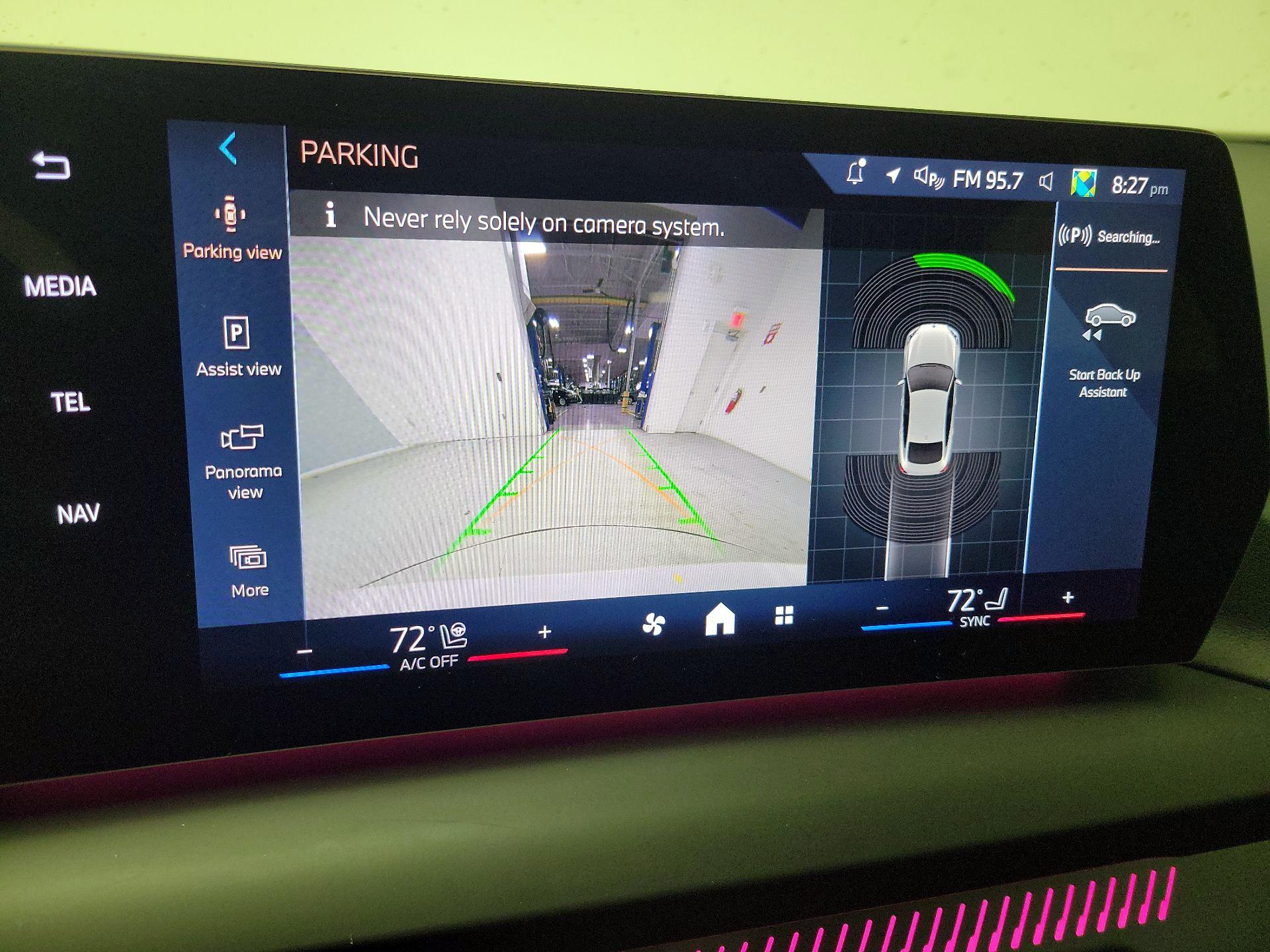 Thumbnail: 2025 BMW 2 Series - 13