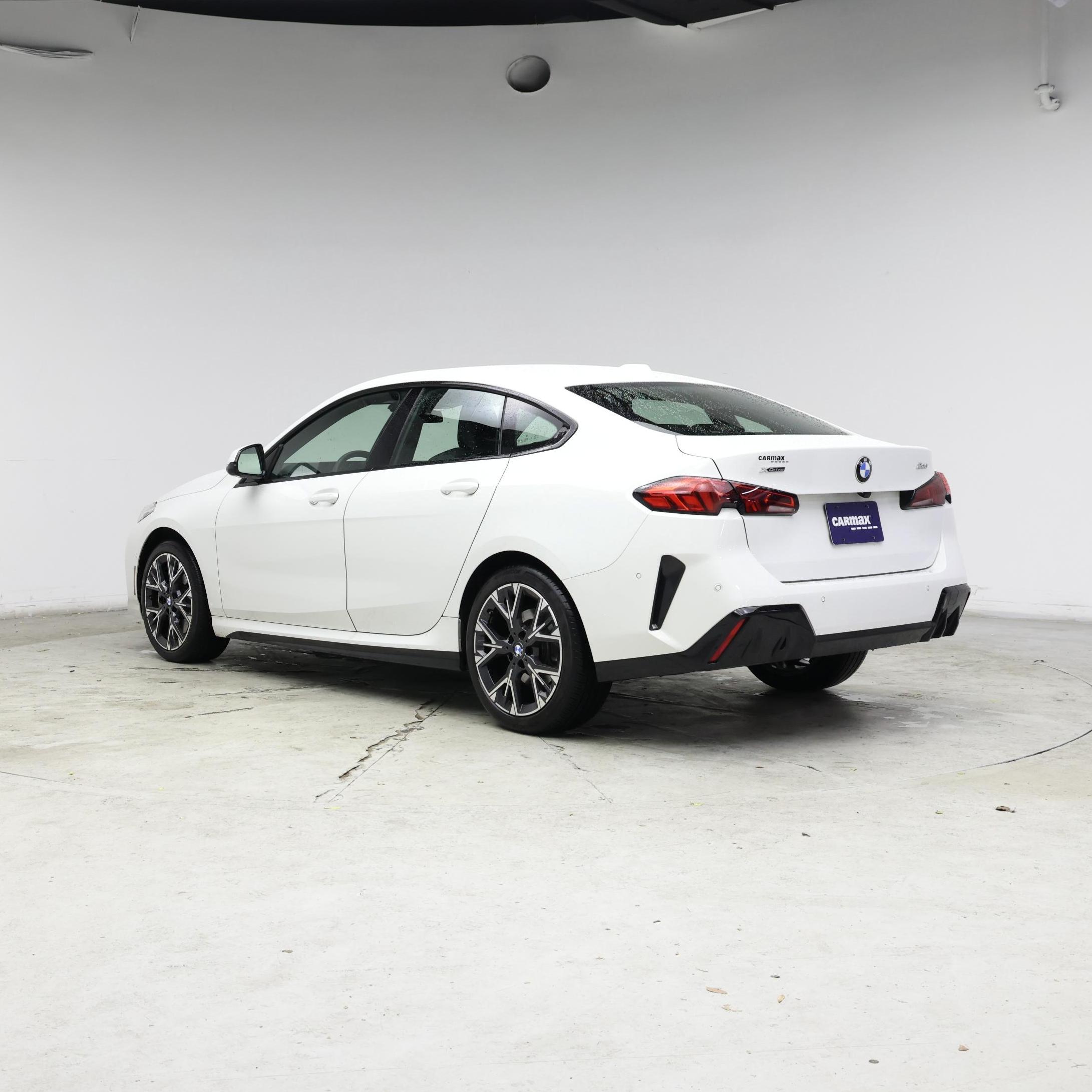 Thumbnail: 2025 BMW 2 Series - 2