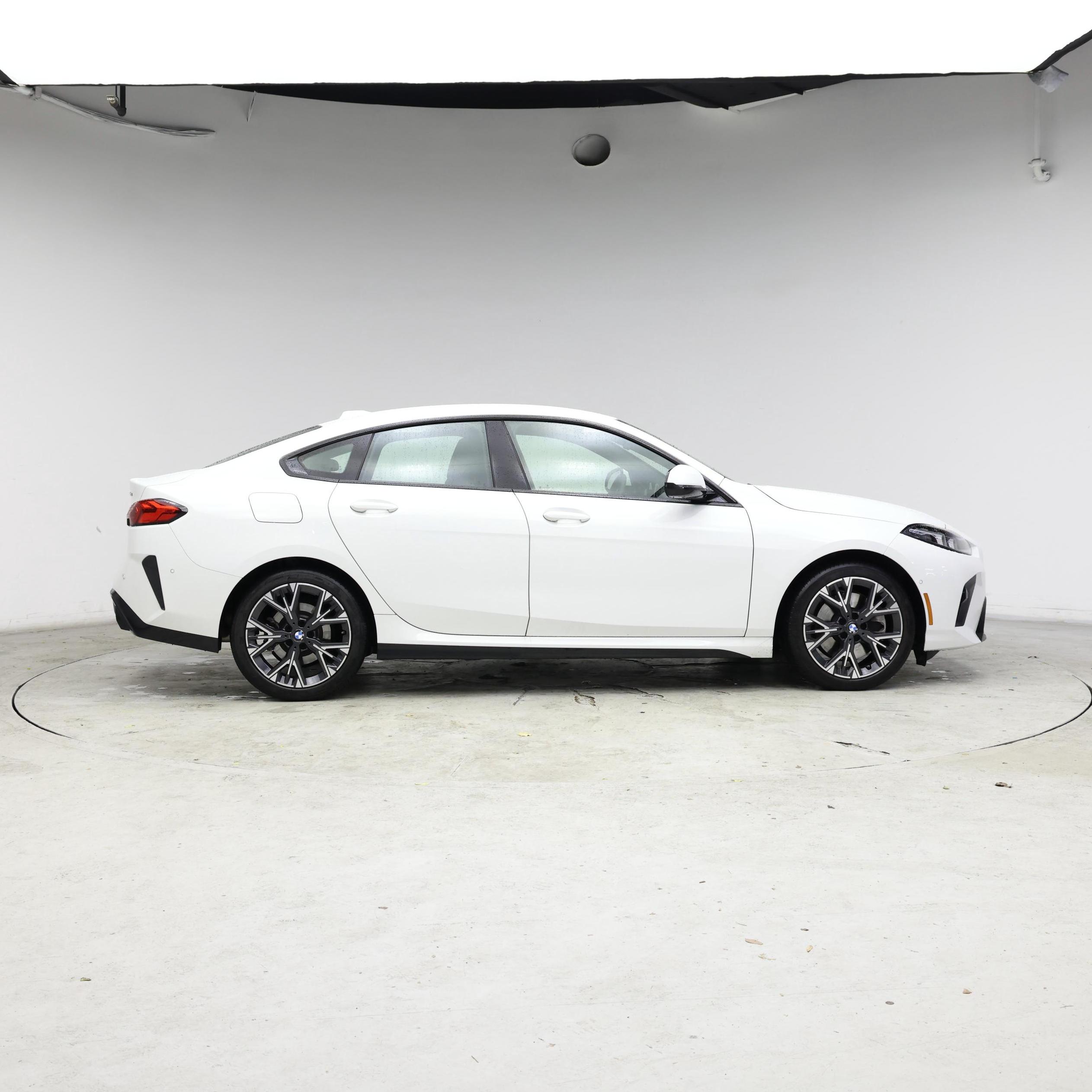 Thumbnail: 2025 BMW 2 Series - 7