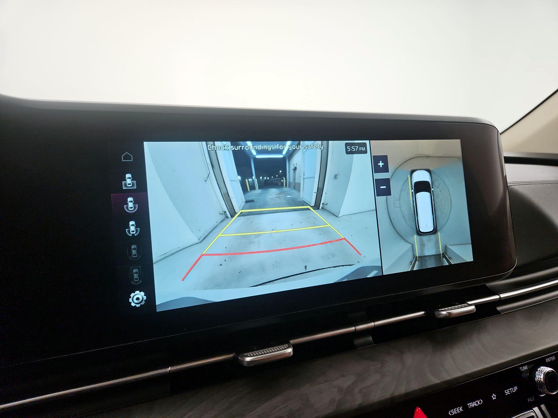 Thumbnail: 2024 Kia Carnival - 15