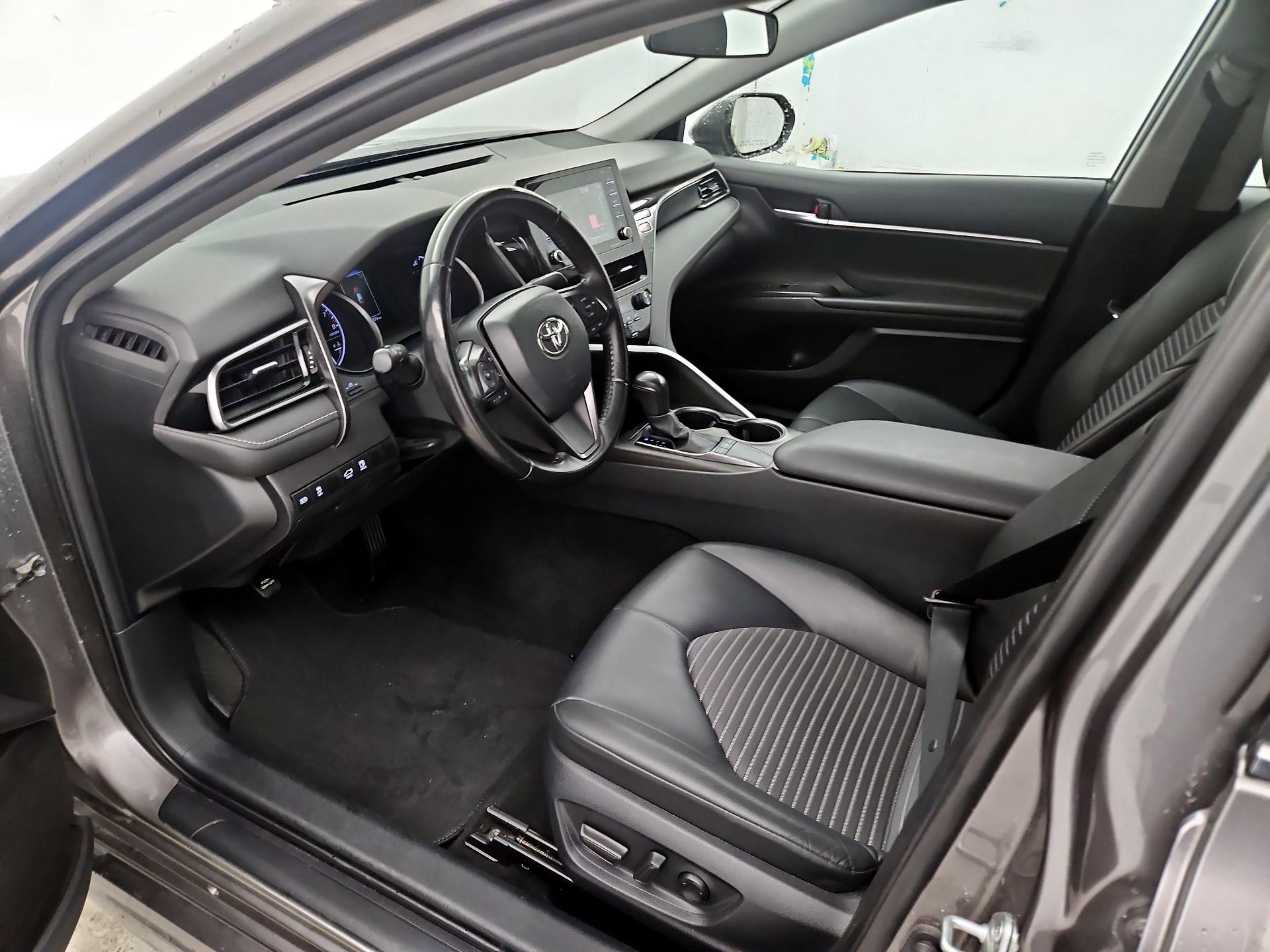 Thumbnail: 2023 Toyota Camry - 11