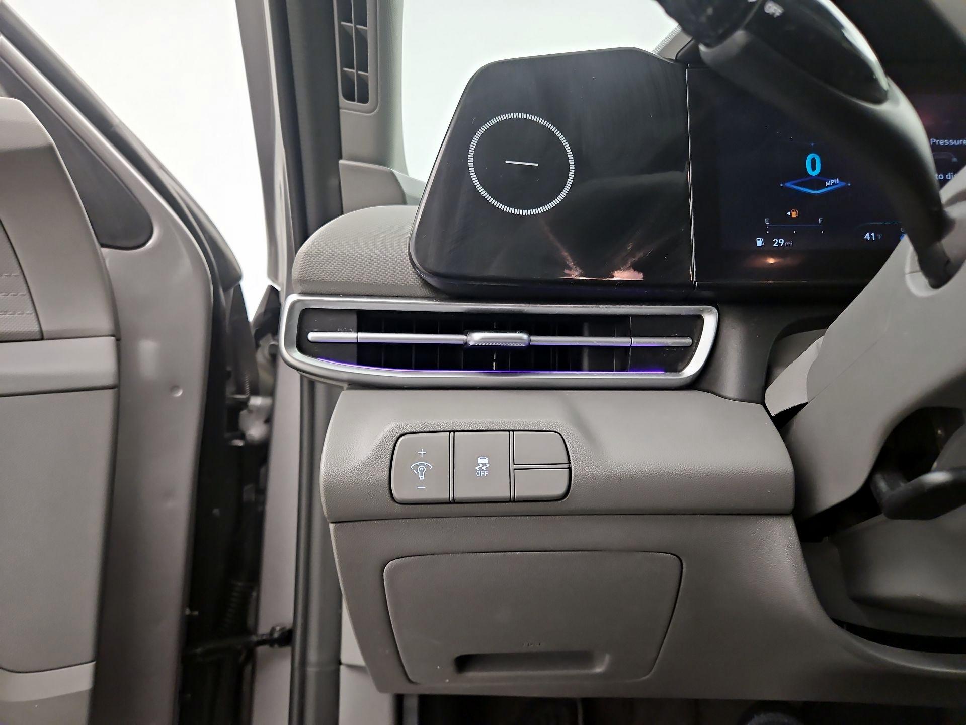 Thumbnail: 2024 Hyundai Elantra - 13