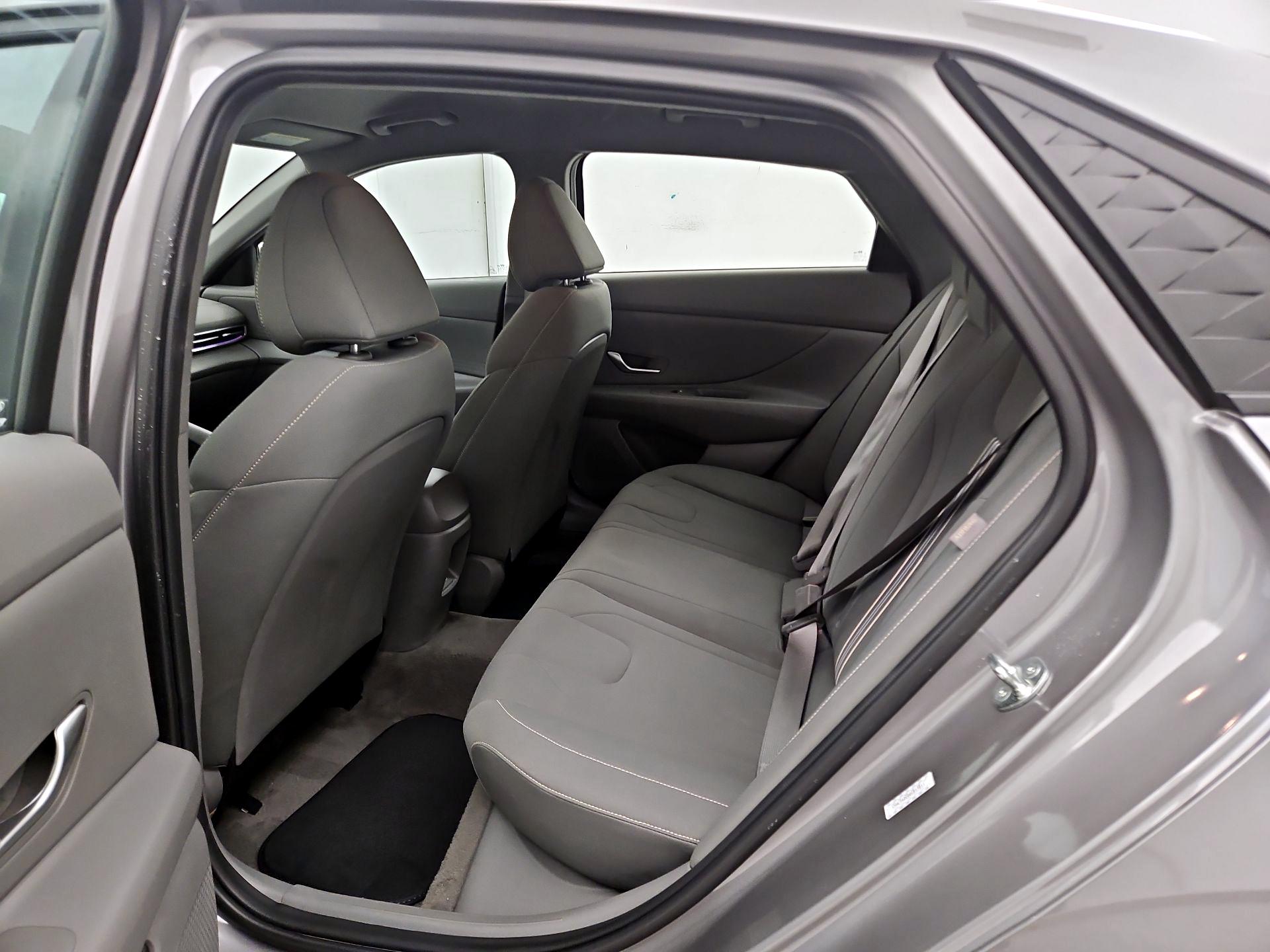 Thumbnail: 2024 Hyundai Elantra - 20