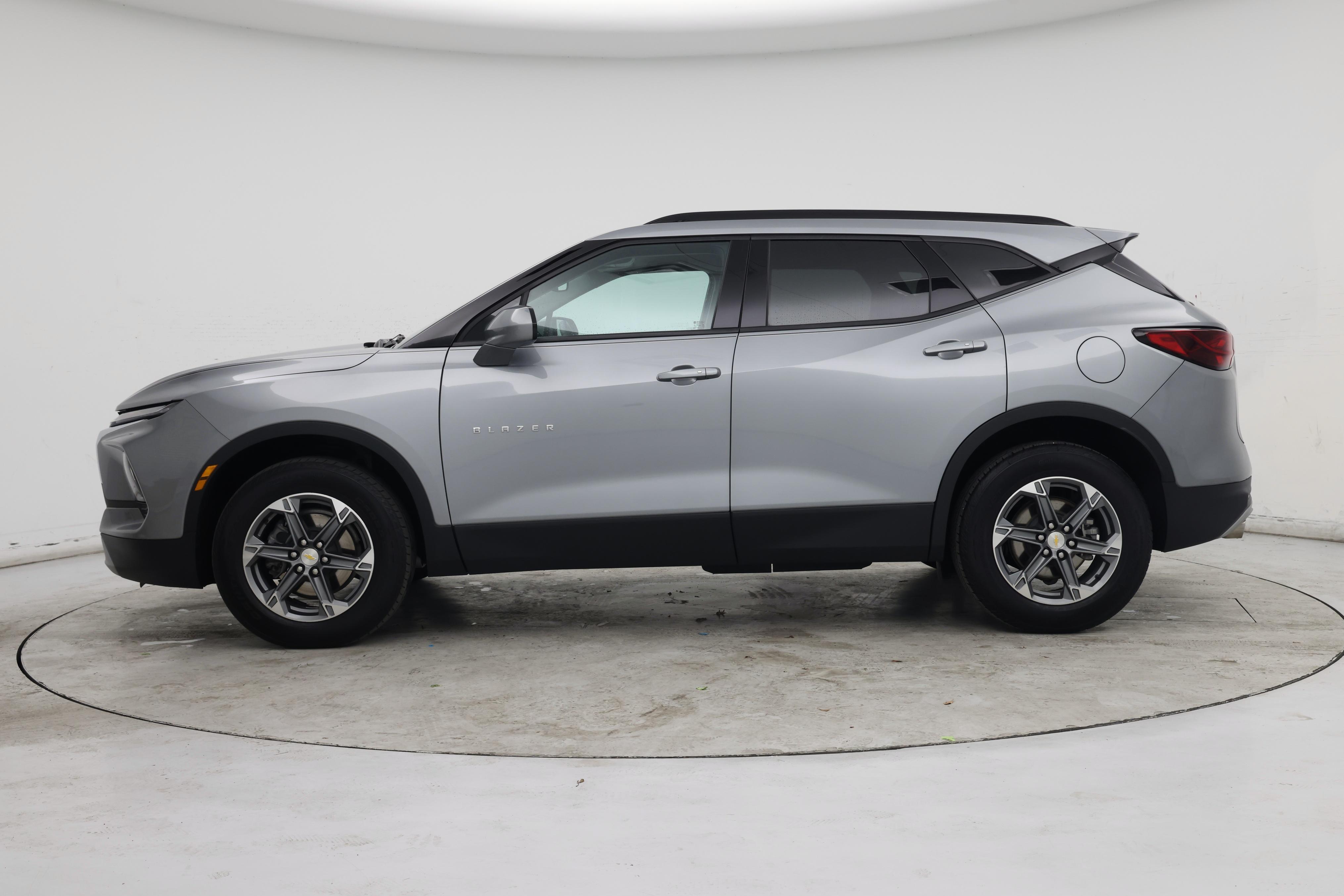 Thumbnail: 2024 Chevrolet Blazer - 3