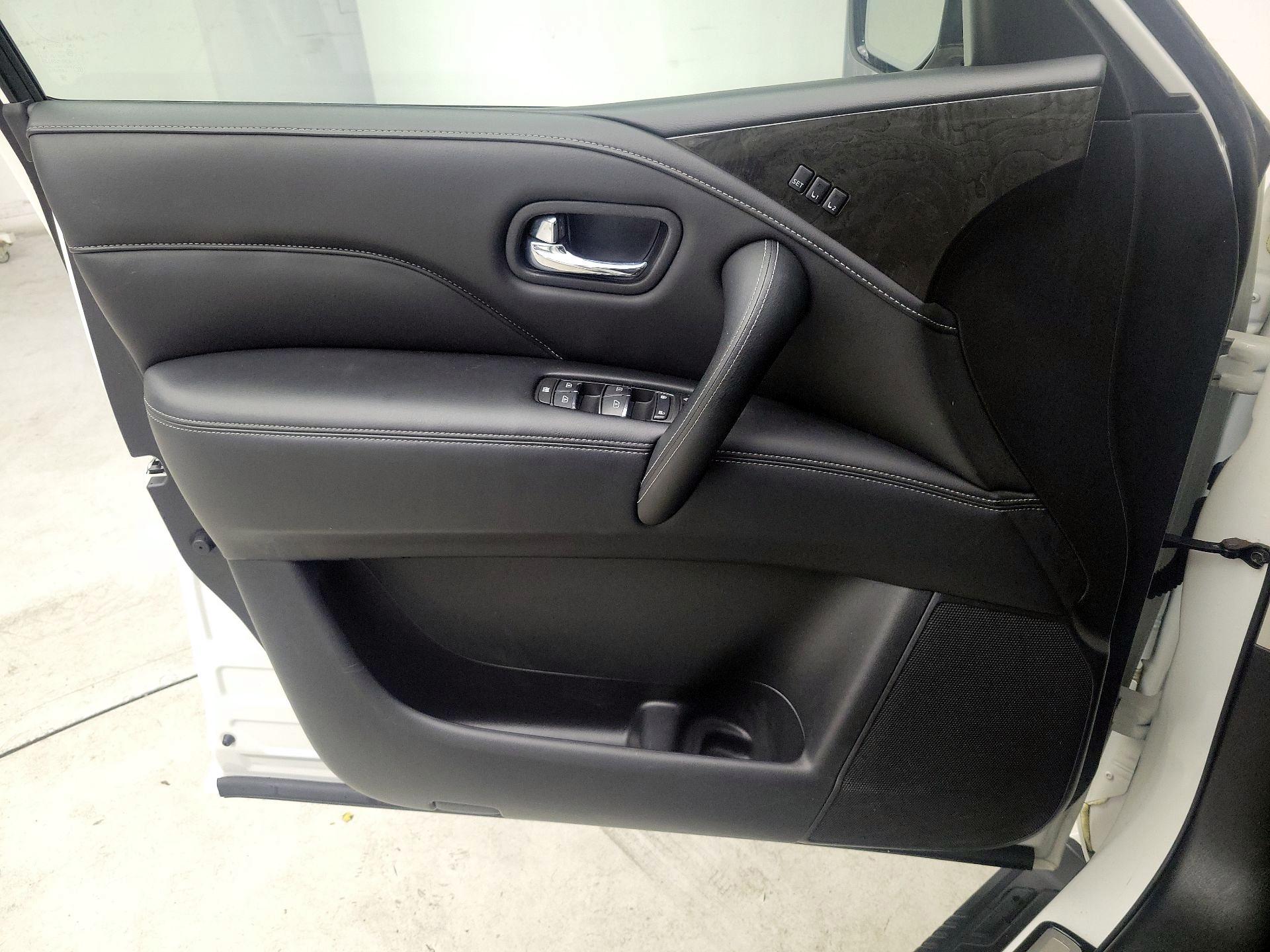 Thumbnail: 2024 INFINITI QX80 - 12