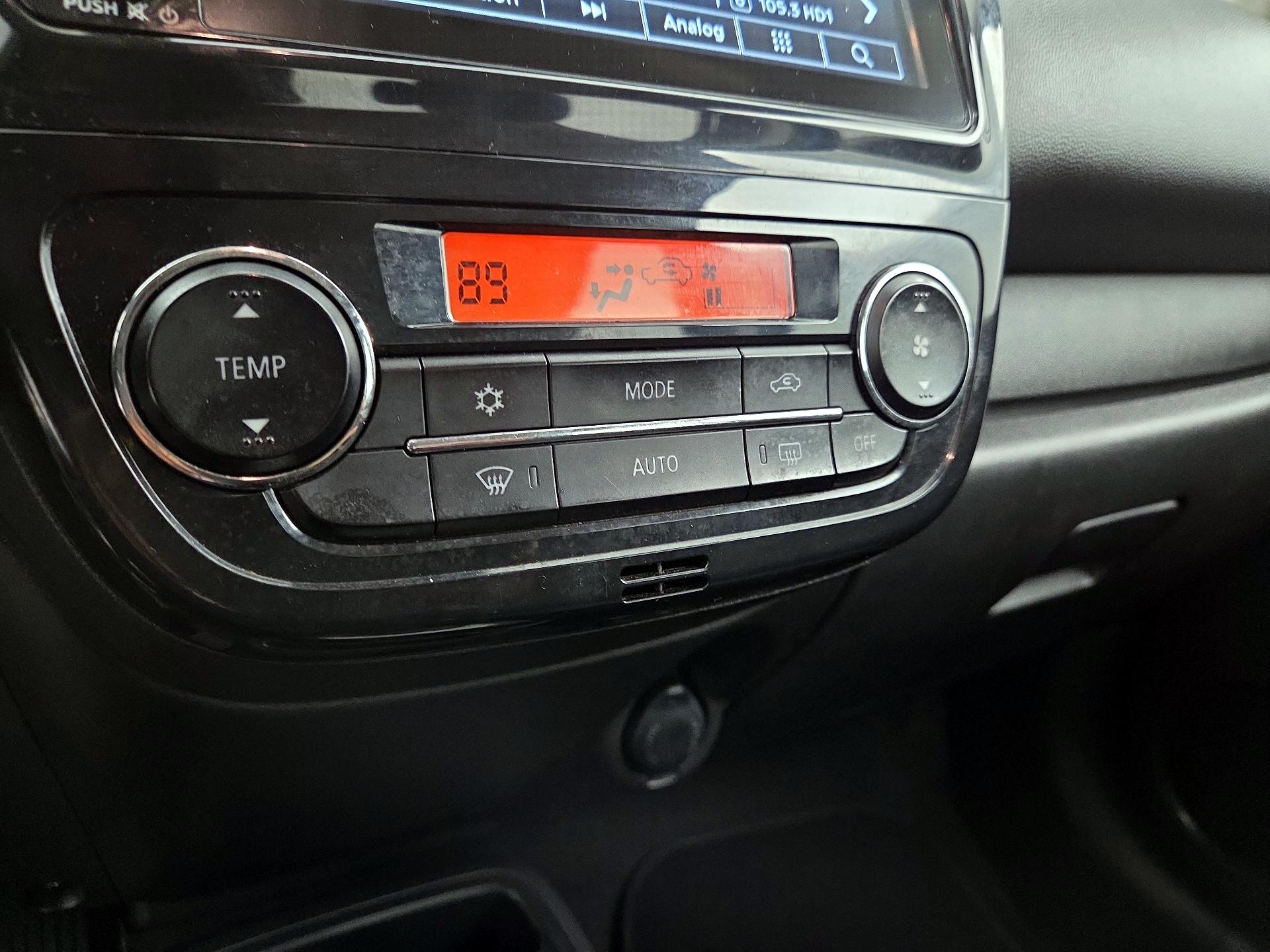 Thumbnail: 2021 Mitsubishi Mirage G4 - 16