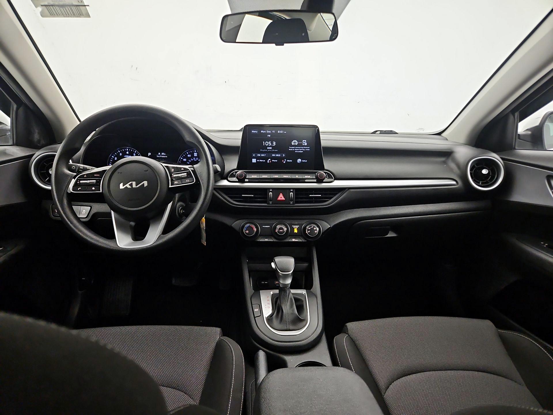 Thumbnail: 2024 Kia Forte - 9