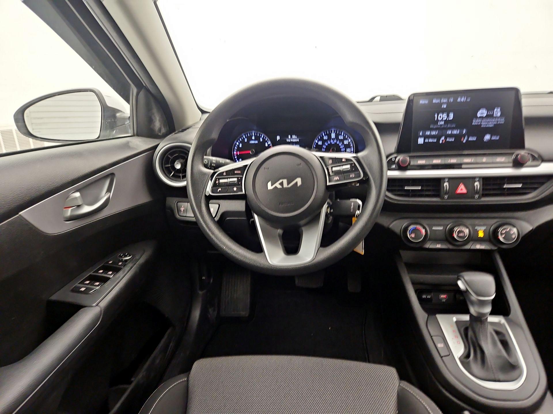 Thumbnail: 2024 Kia Forte - 10