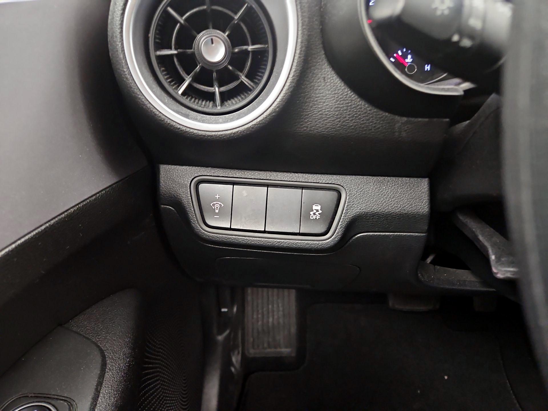 Thumbnail: 2024 Kia Forte - 13