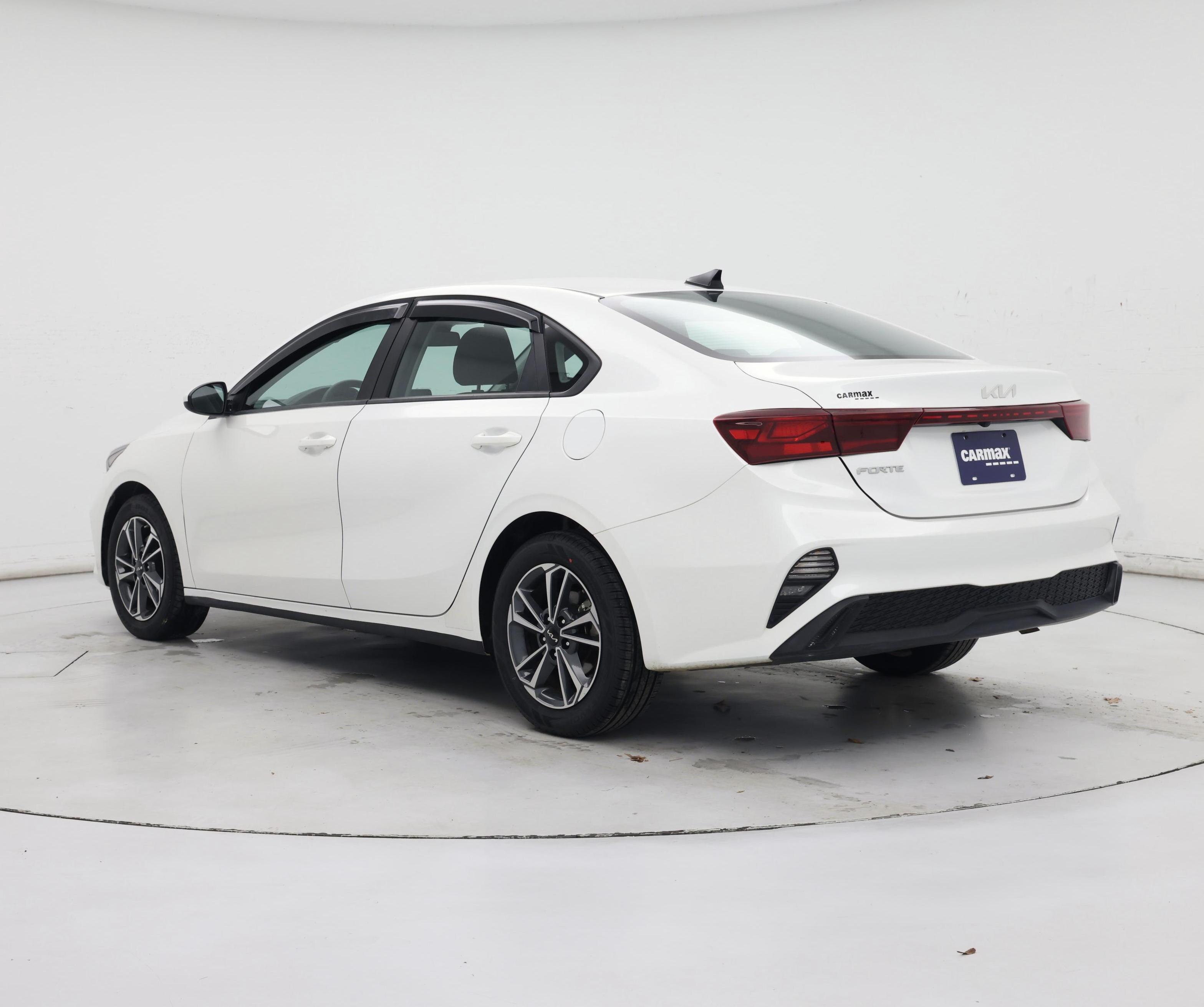 Thumbnail: 2024 Kia Forte - 2