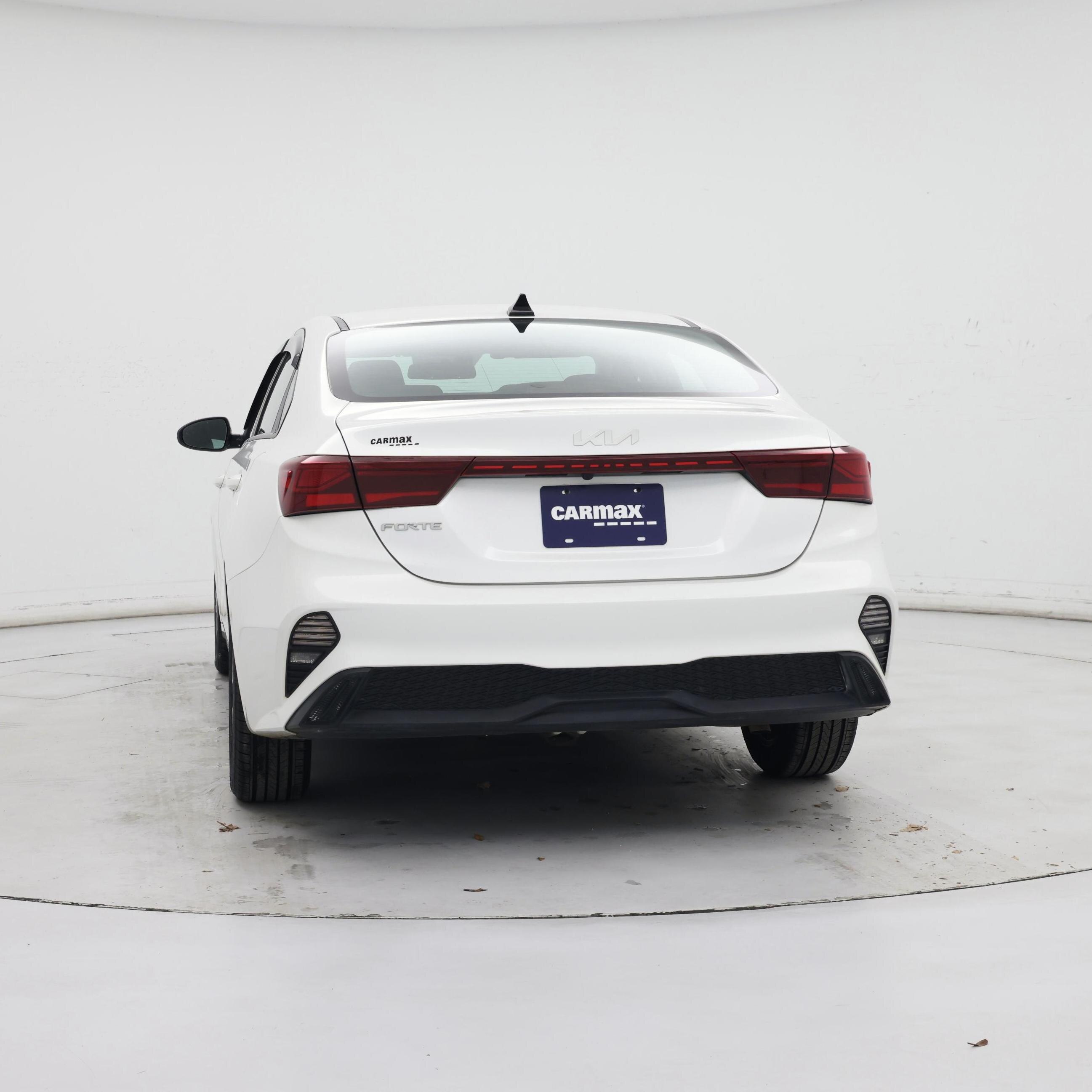 Thumbnail: 2024 Kia Forte - 6