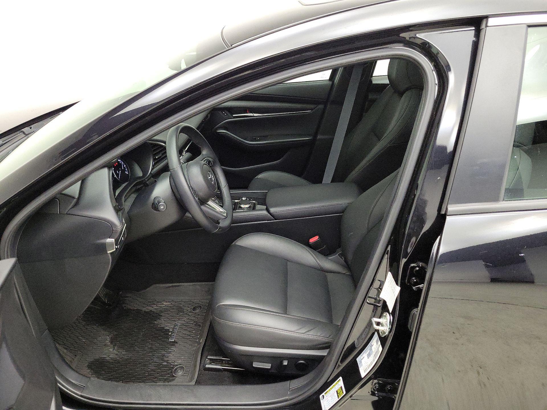 Thumbnail: 2025 Mazda Mazda3 - 11