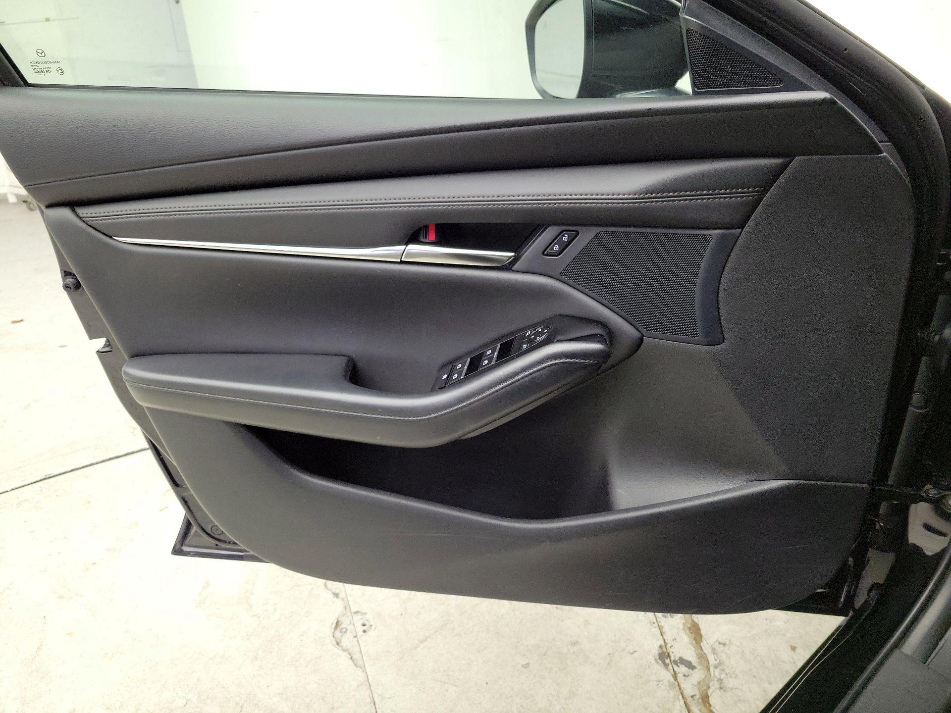 Thumbnail: 2025 Mazda Mazda3 - 12