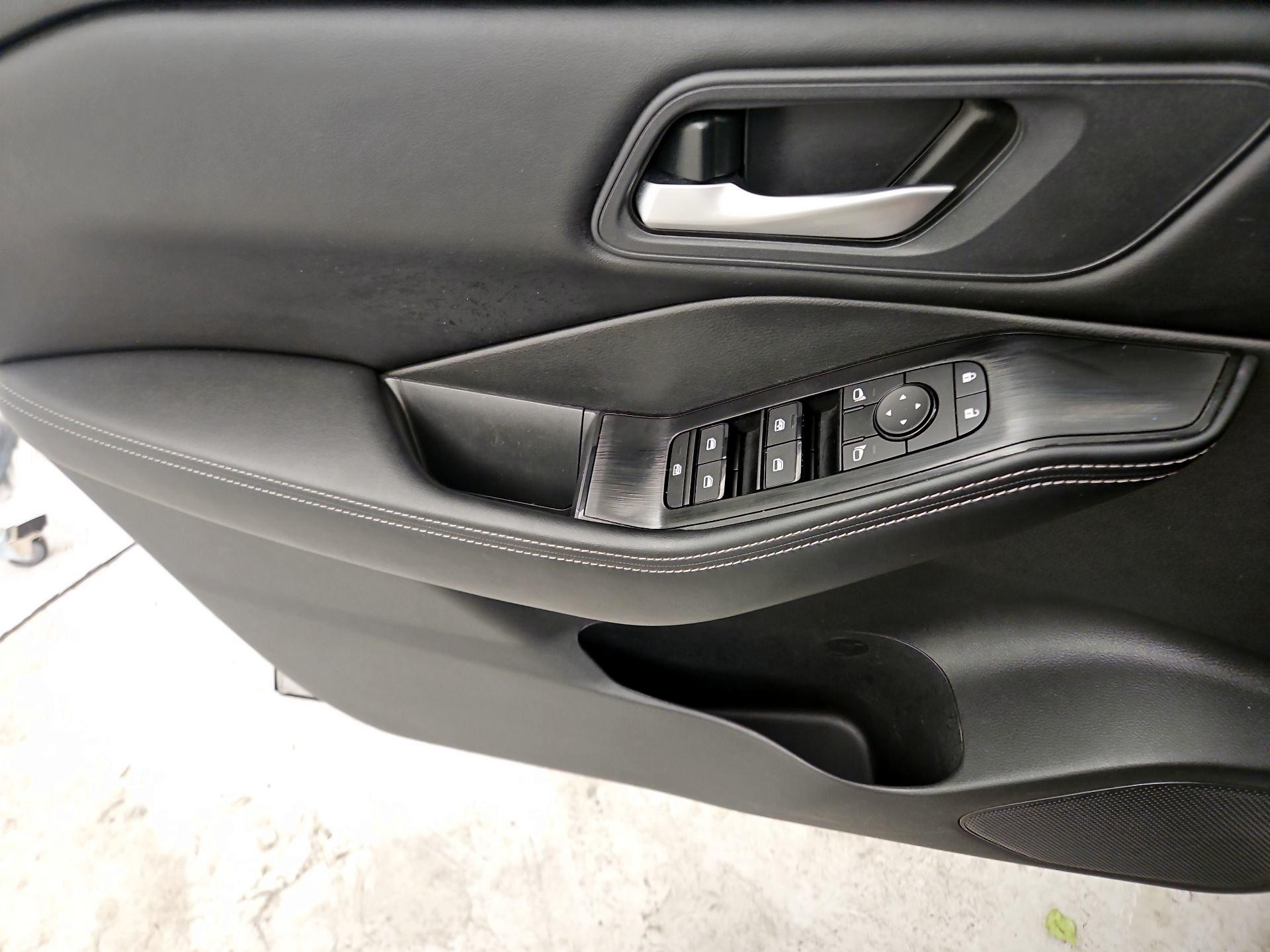 Thumbnail: 2024 Nissan Rogue - 12