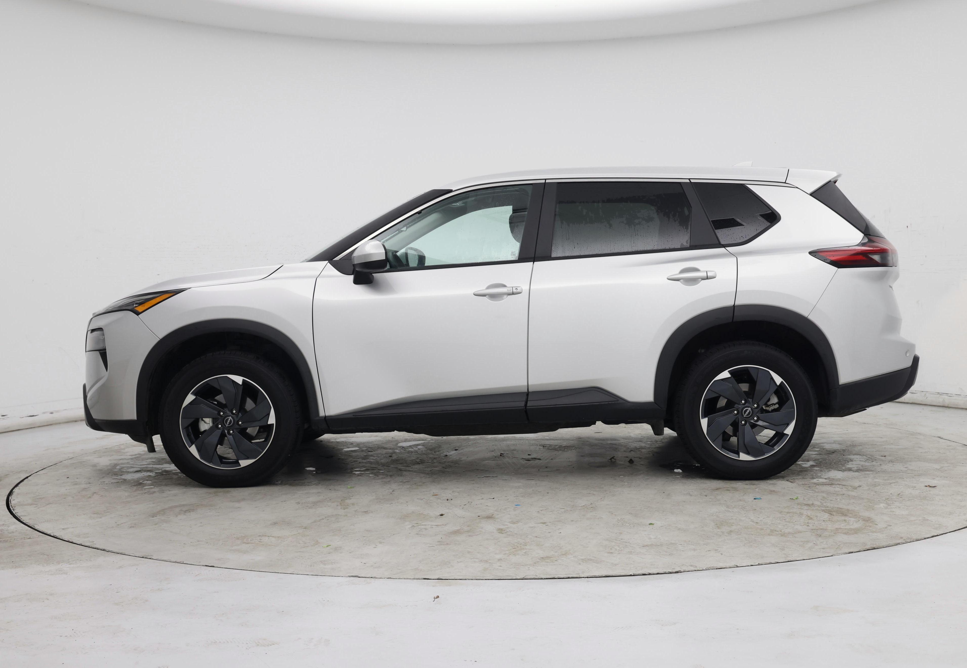 Thumbnail: 2024 Nissan Rogue - 3