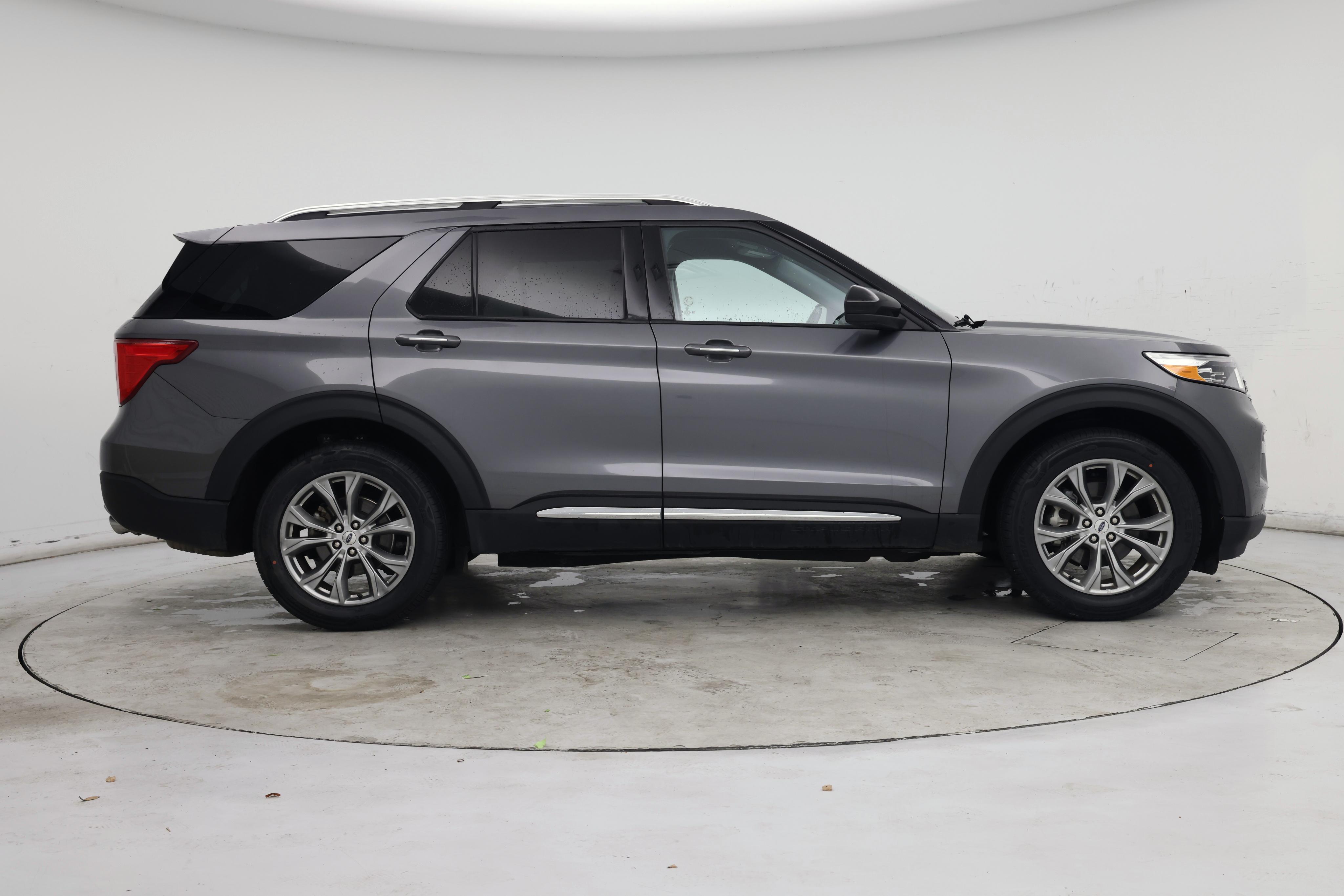 Thumbnail: 2023 Ford Explorer - 7