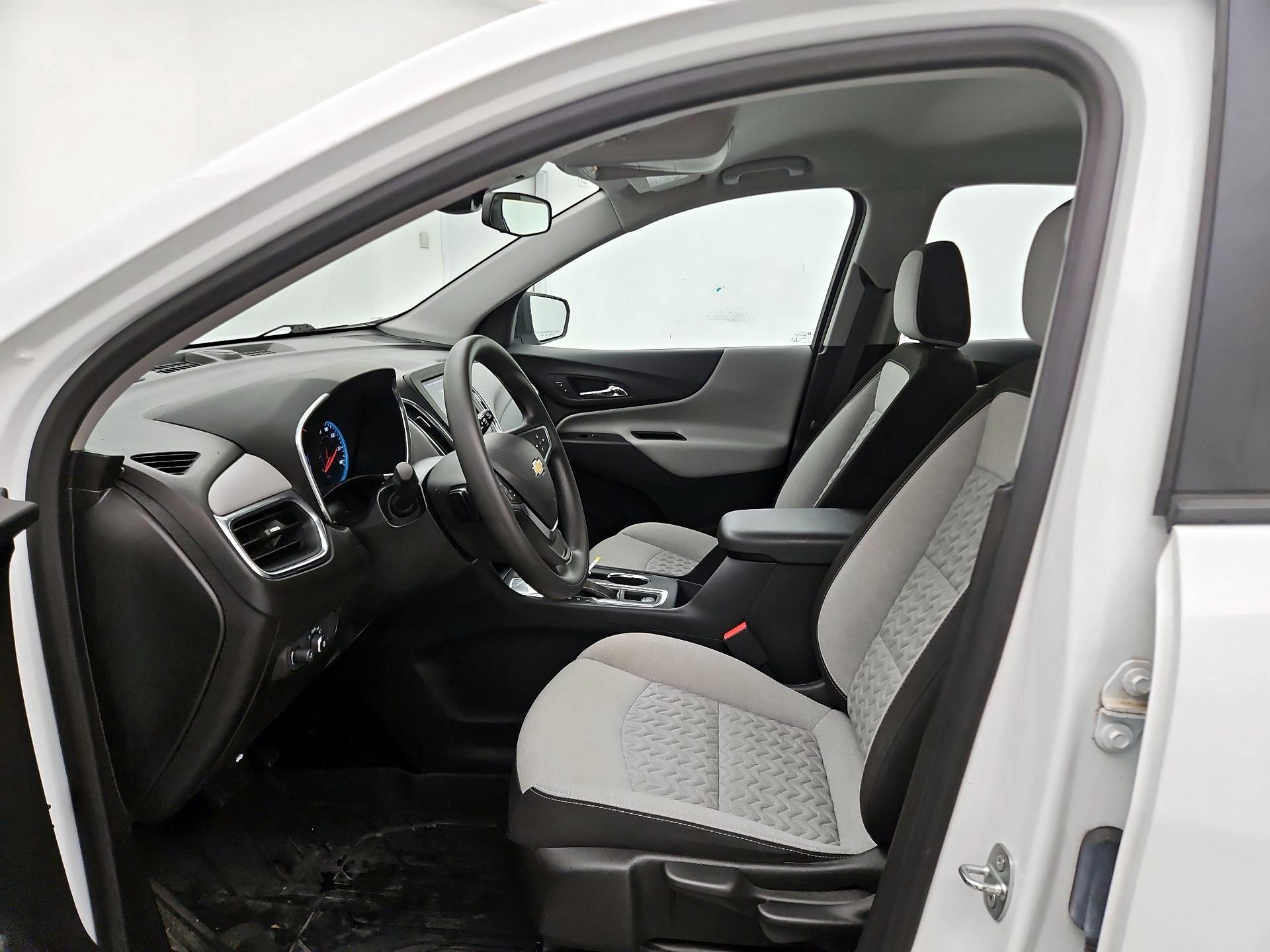 Thumbnail: 2022 Chevrolet Equinox - 11