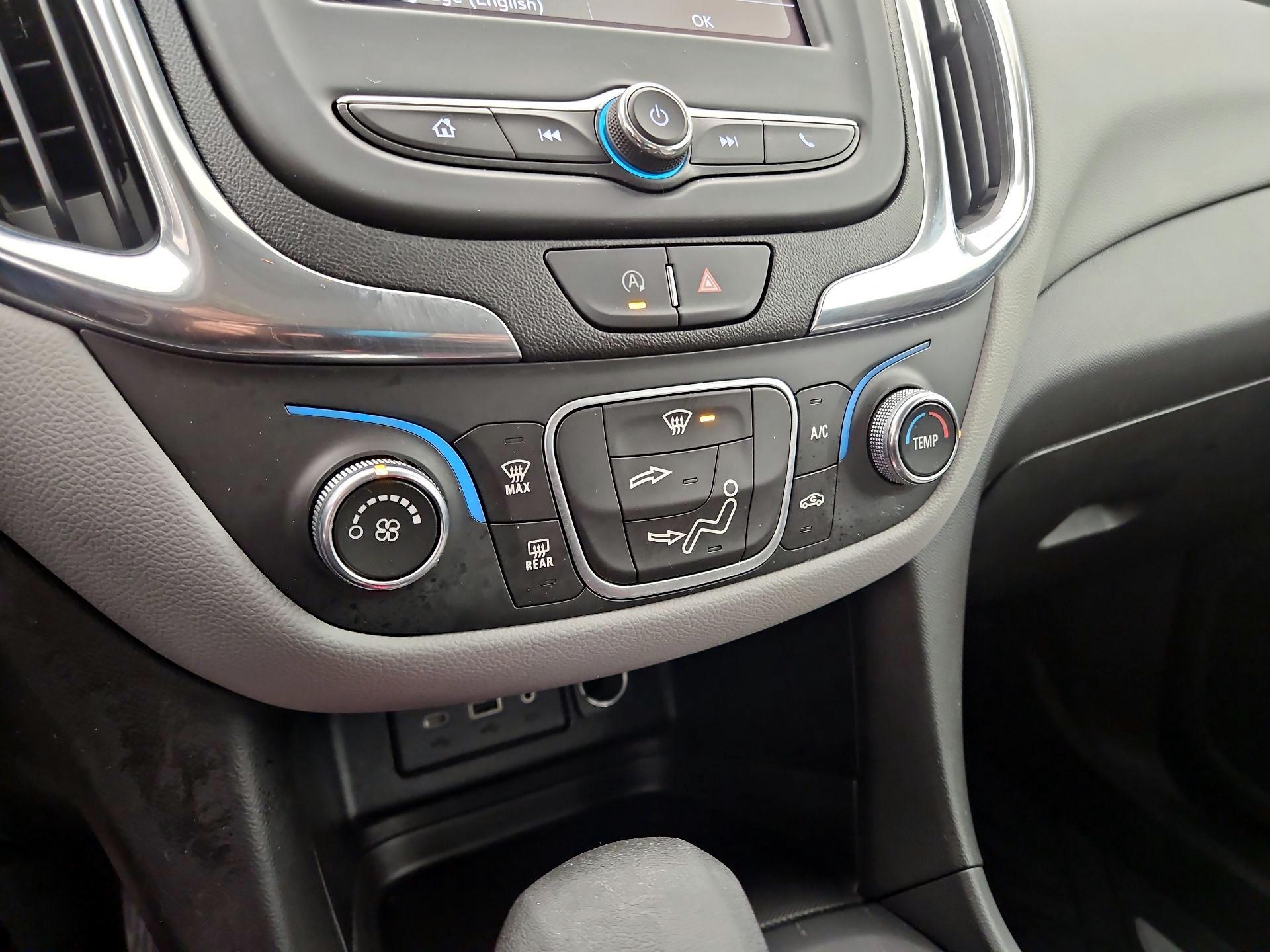 Thumbnail: 2022 Chevrolet Equinox - 16