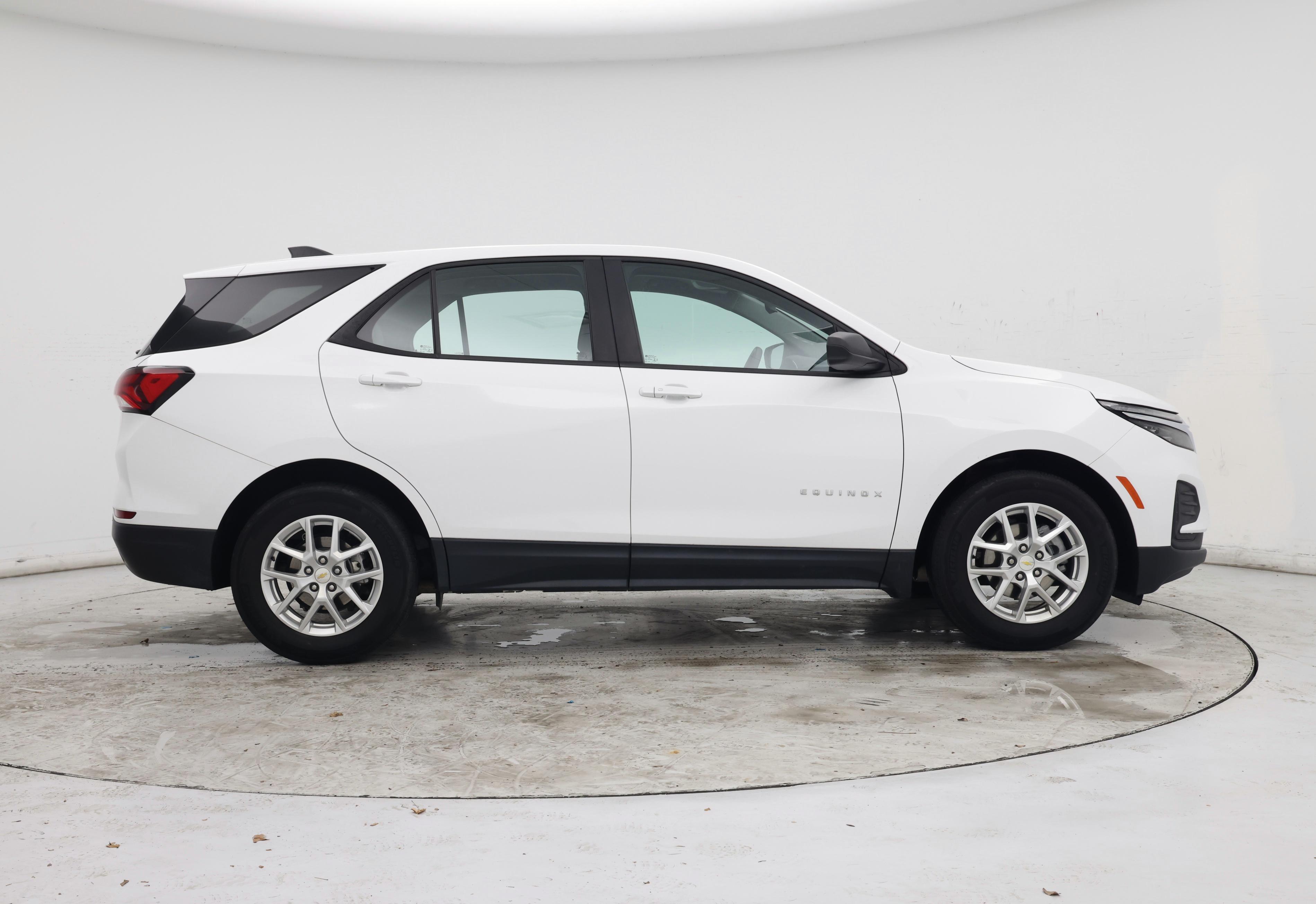 Thumbnail: 2022 Chevrolet Equinox - 7