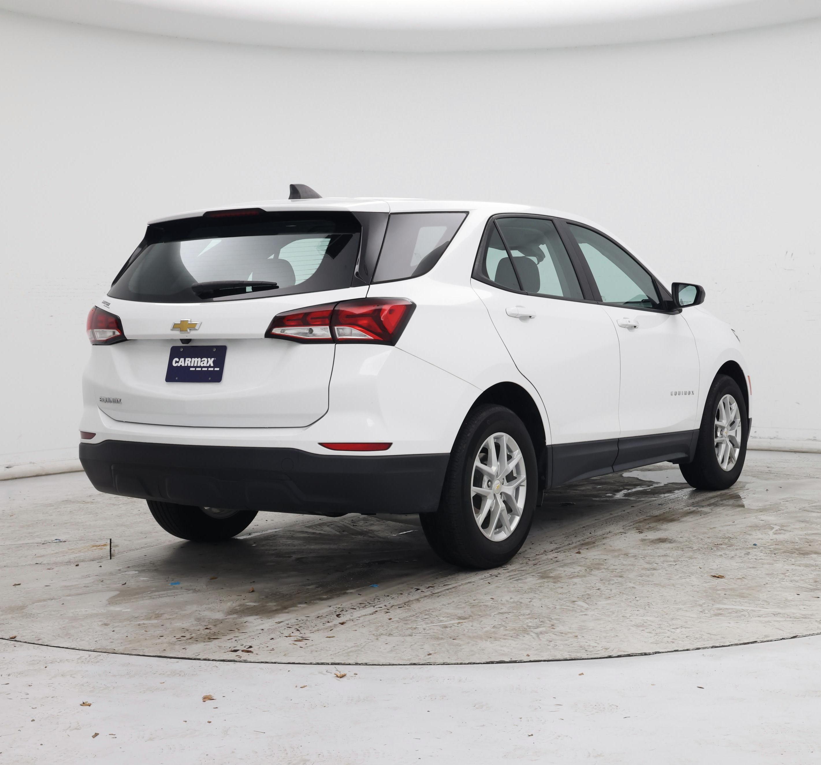 Thumbnail: 2022 Chevrolet Equinox - 8