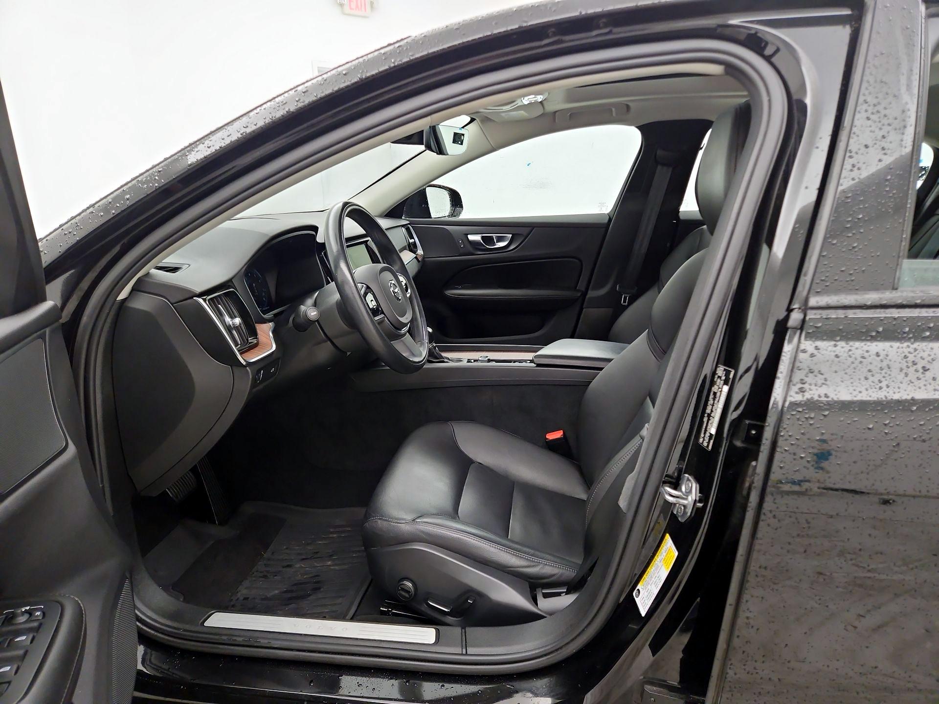 Thumbnail: 2021 Volvo S60 - 11