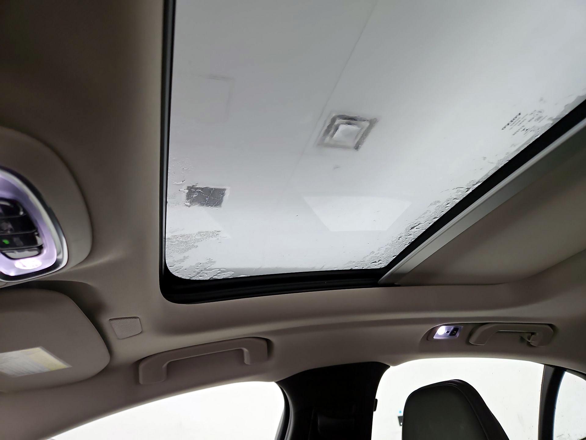 Thumbnail: 2021 Volvo S60 - 19