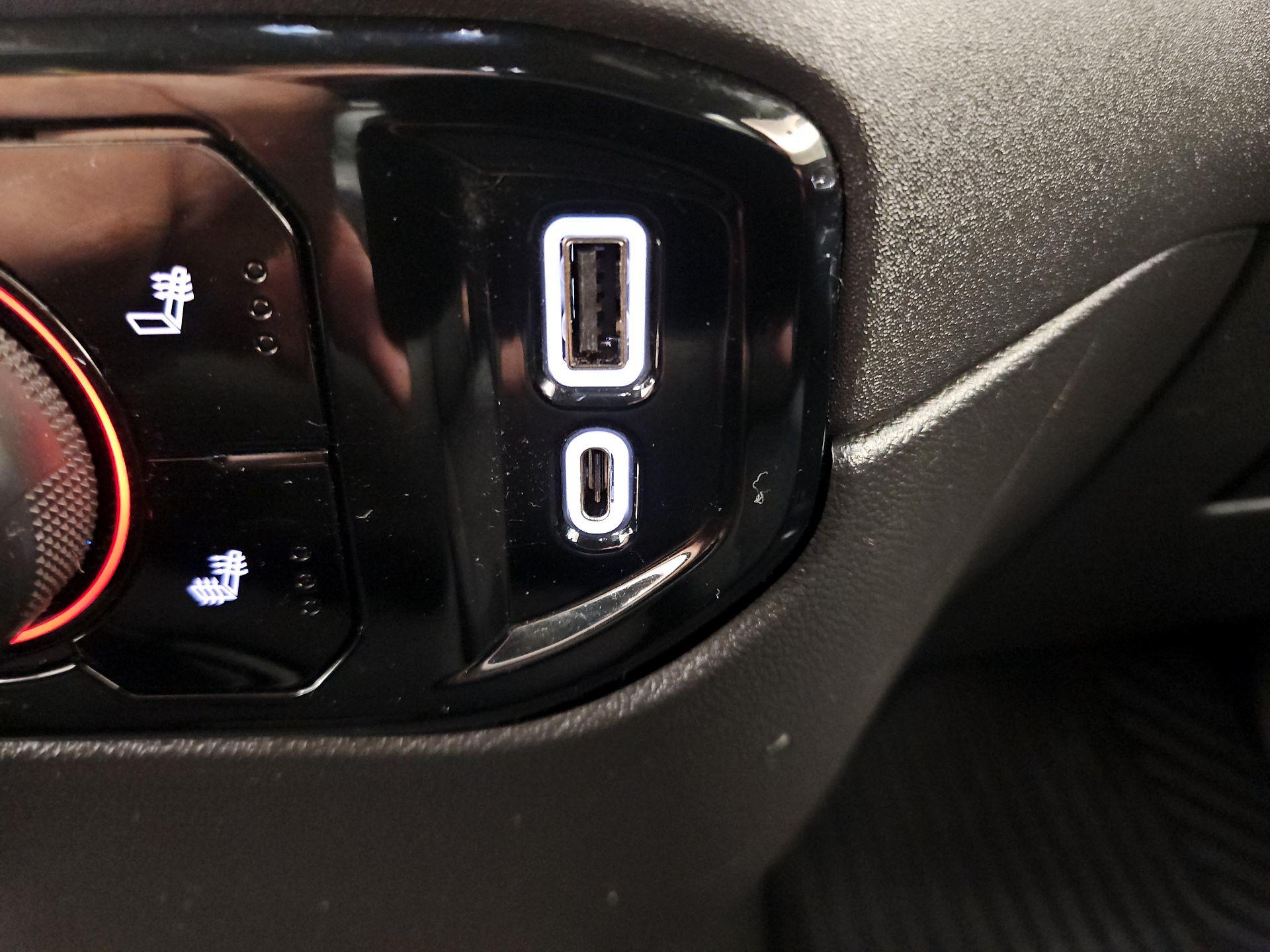 Thumbnail: 2023 Chevrolet Silverado 1500 - 19