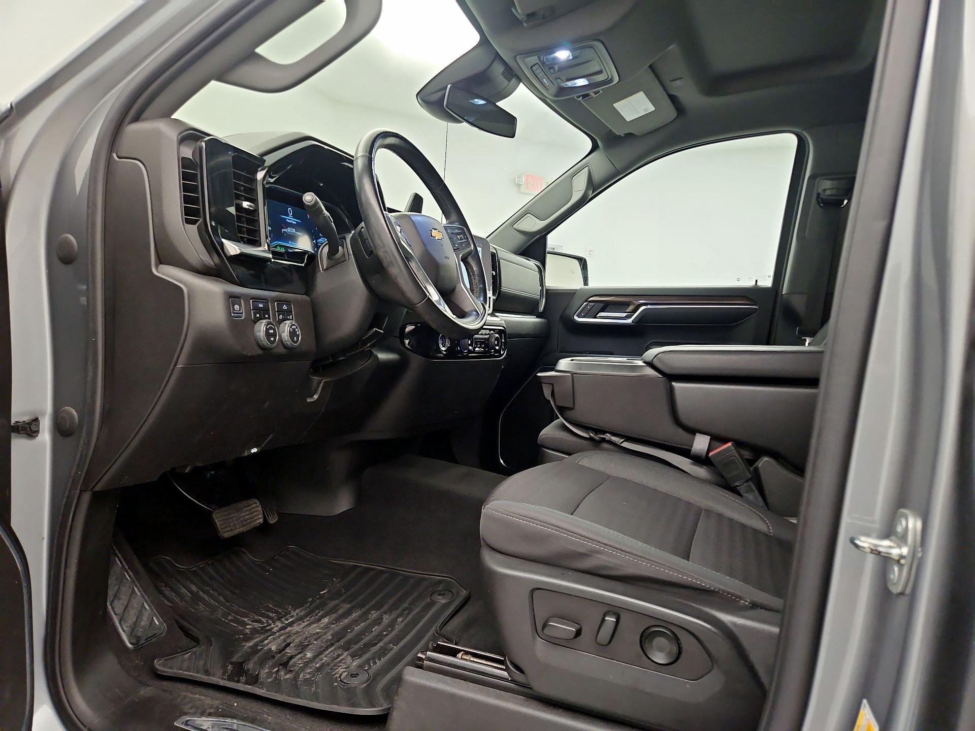 Thumbnail: 2023 Chevrolet Silverado 1500 - 11