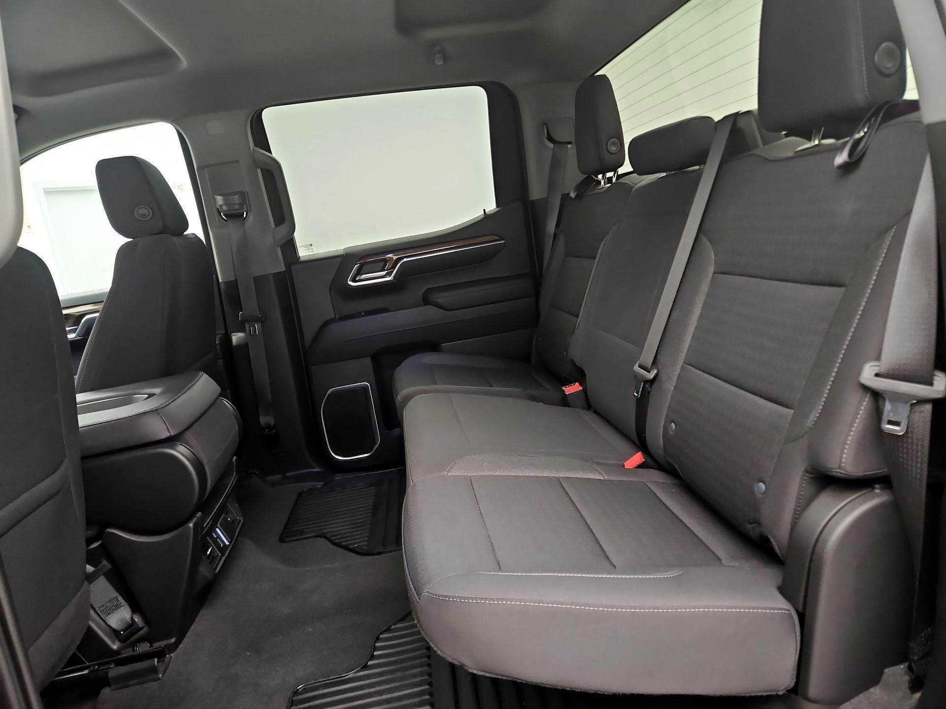 Thumbnail: 2023 Chevrolet Silverado 1500 - 19