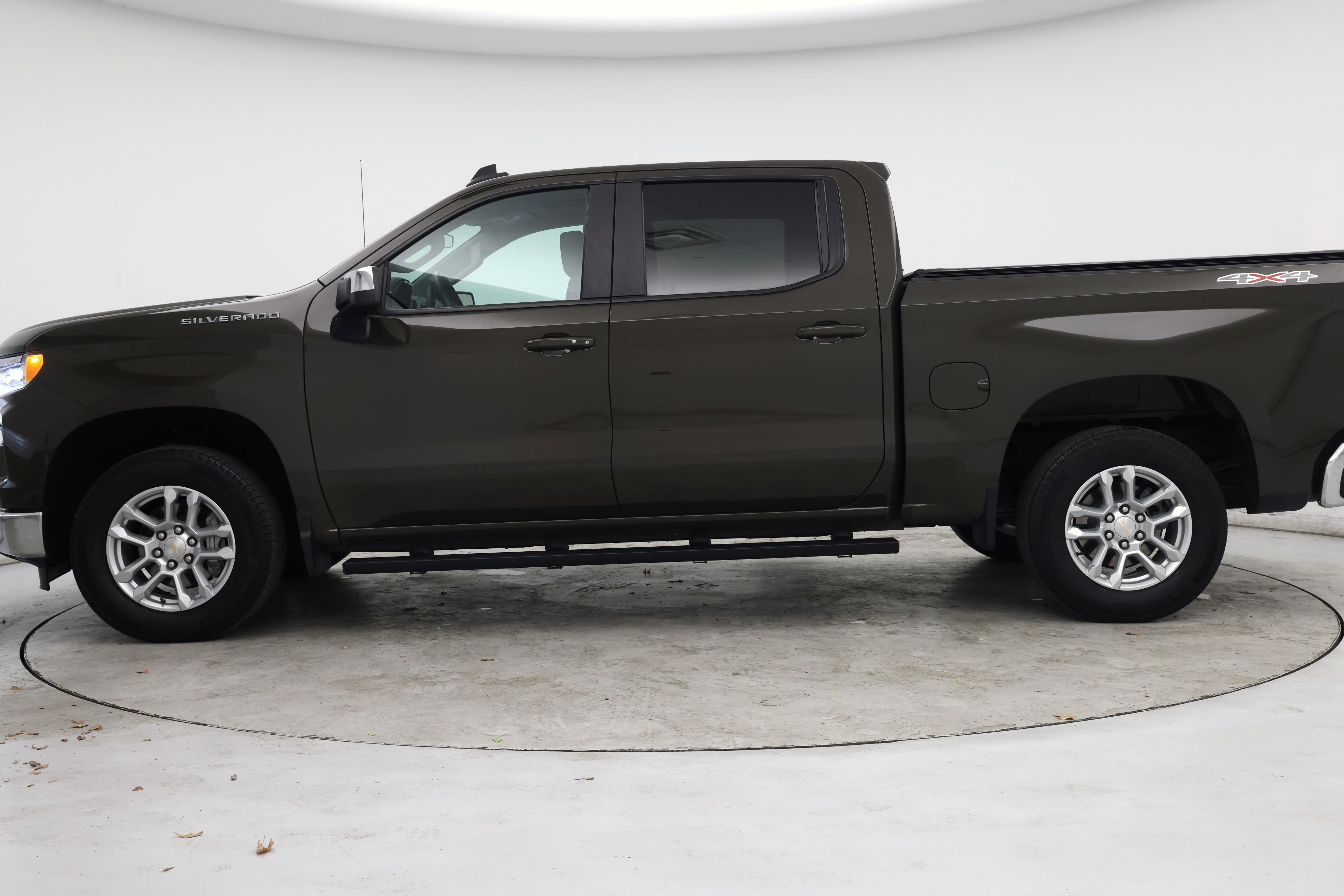 Thumbnail: 2023 Chevrolet Silverado 1500 - 3