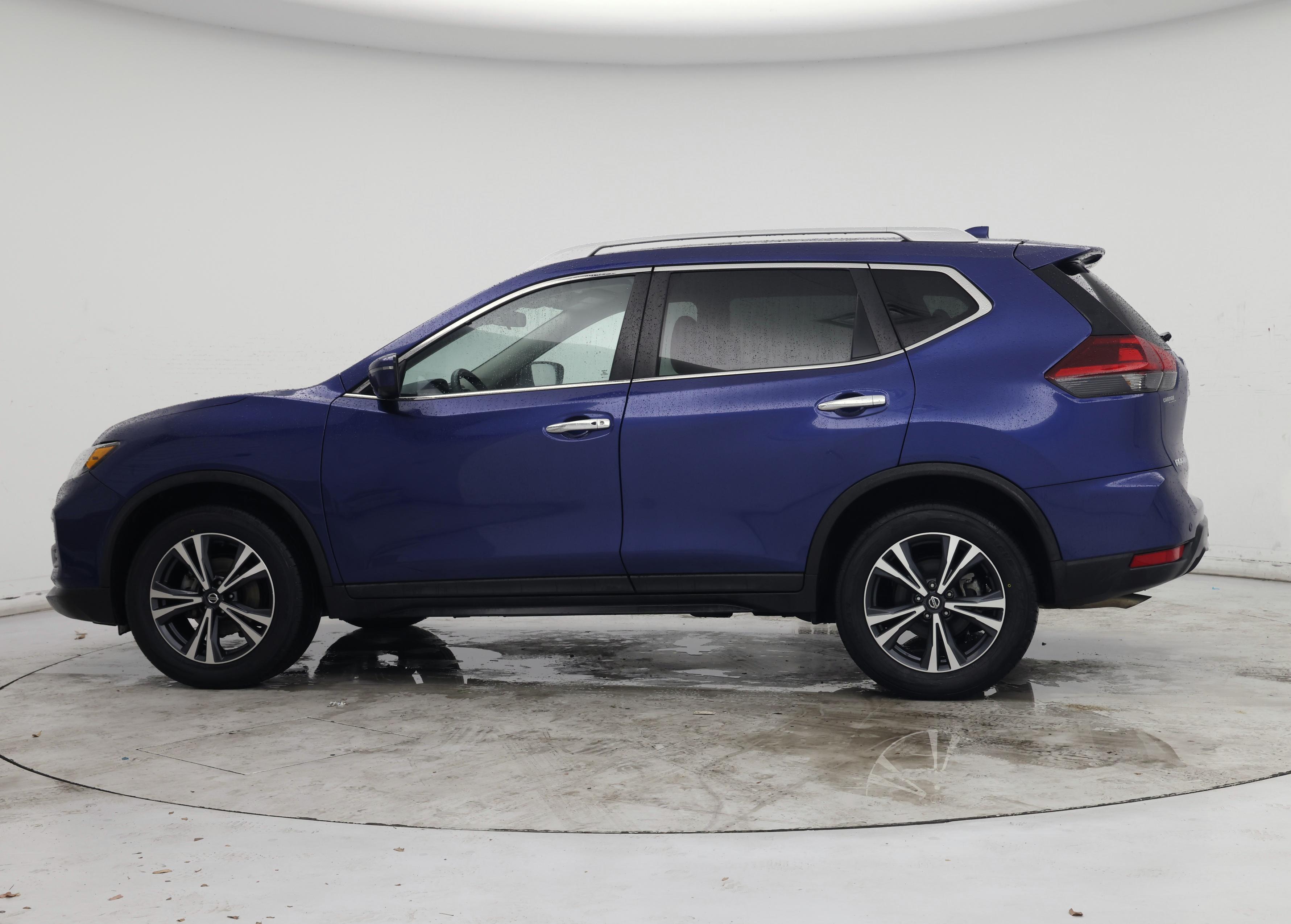 Thumbnail: 2020 Nissan Rogue - 3