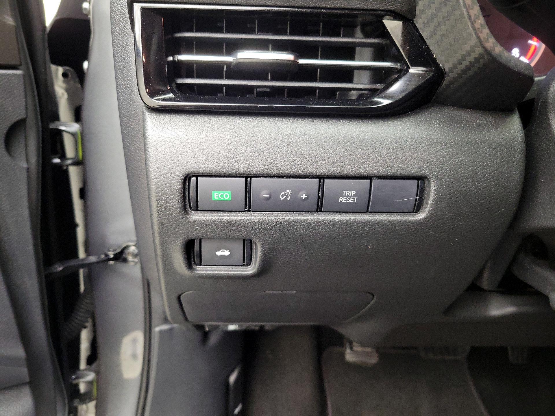 Thumbnail: 2020 Nissan Sentra - 13