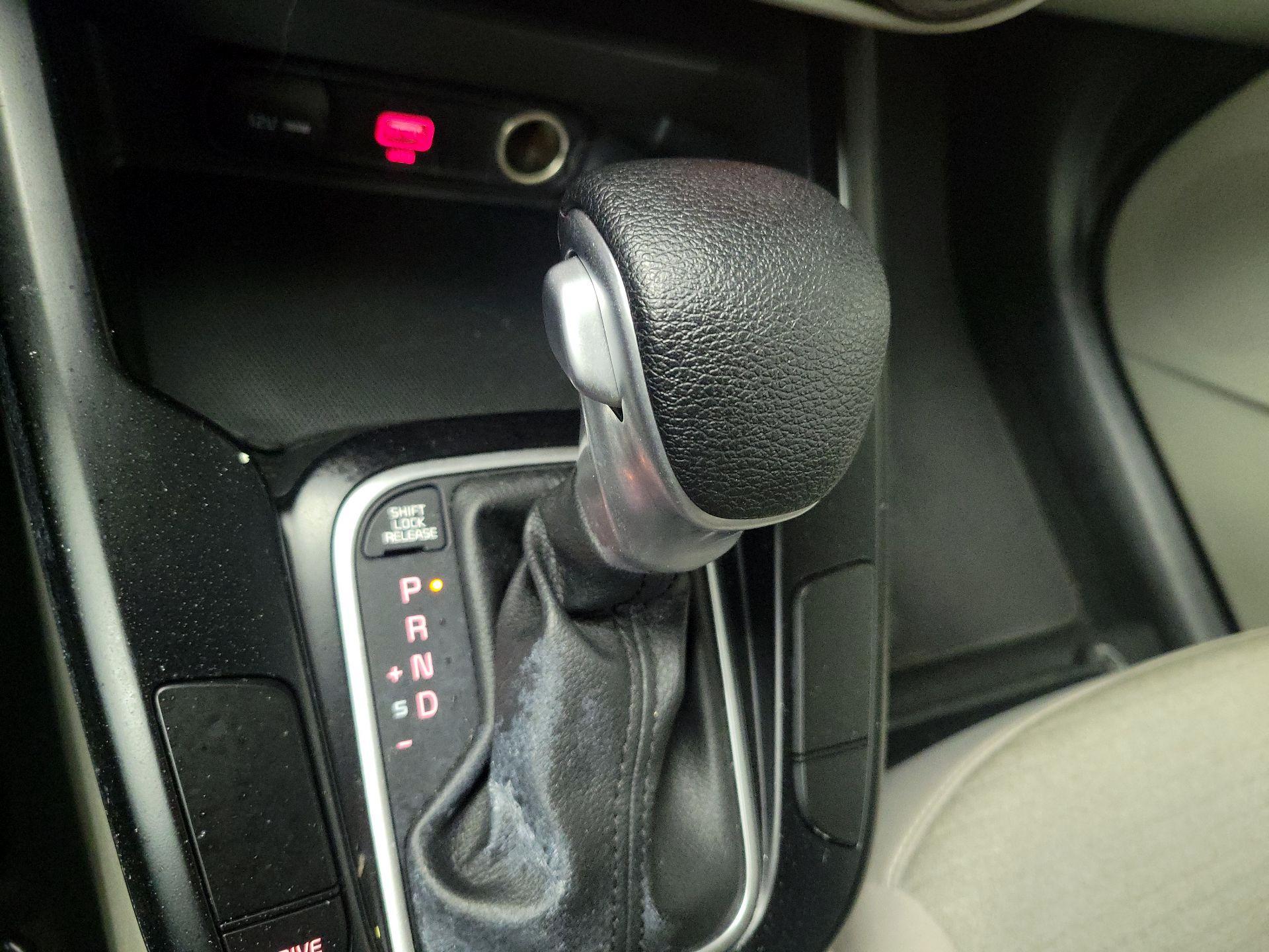 Thumbnail: 2020 Kia Soul - 17