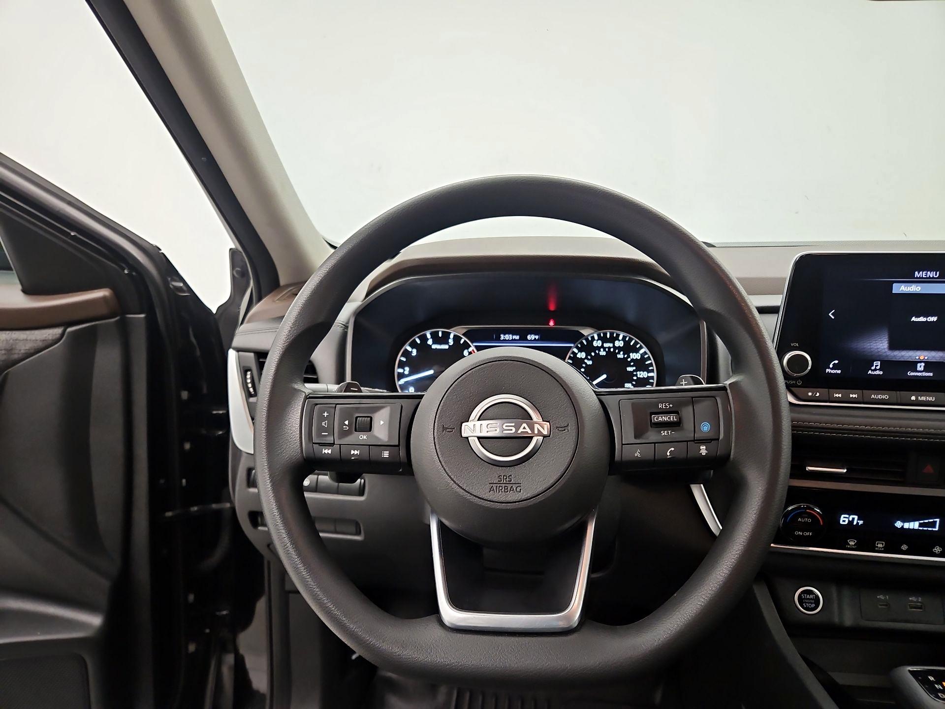 Thumbnail: 2023 Nissan Rogue - 10