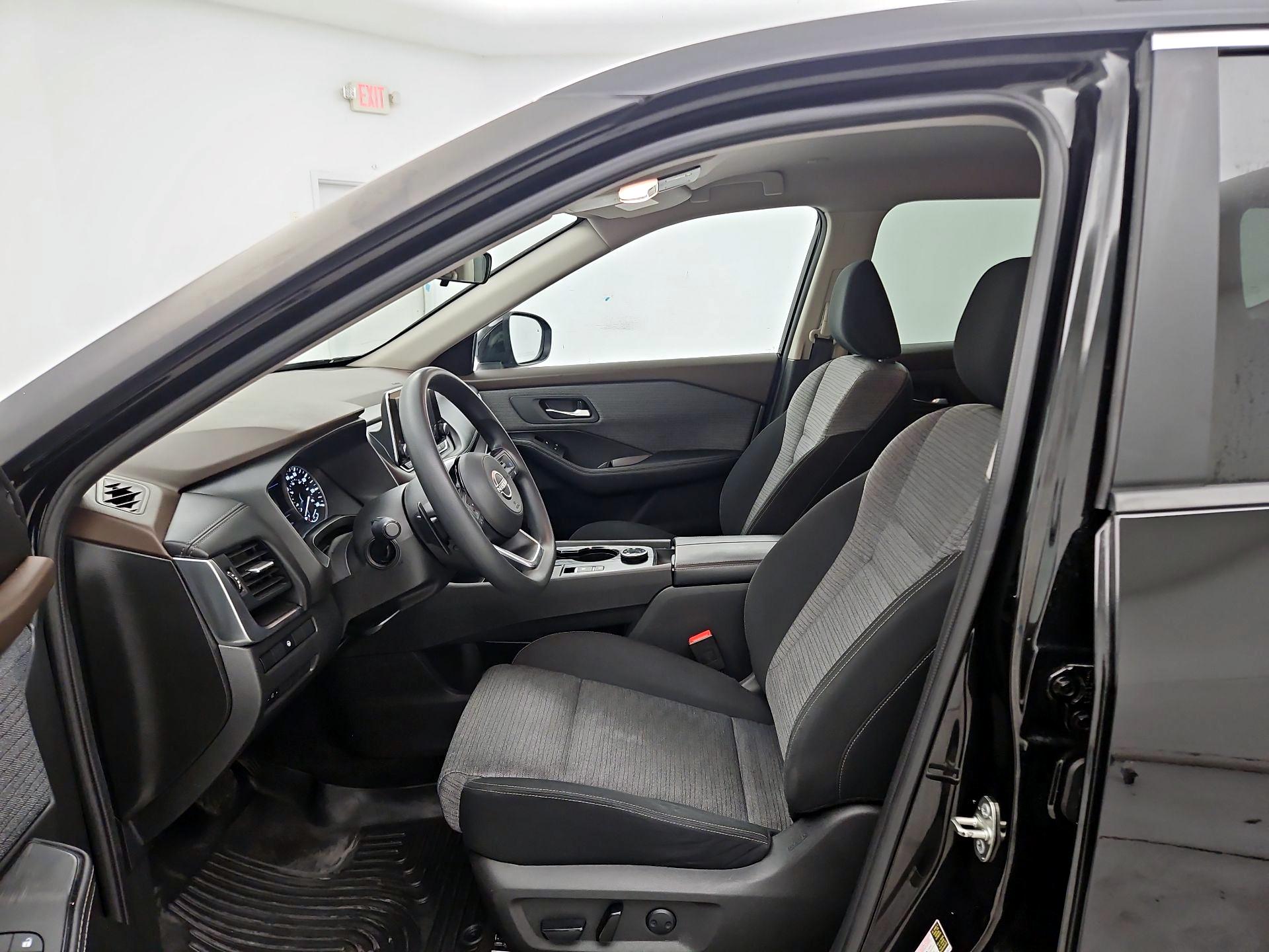 Thumbnail: 2023 Nissan Rogue - 11