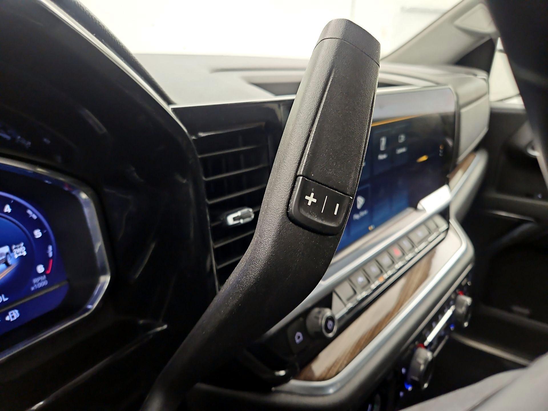 Thumbnail: 2023 Chevrolet Silverado 1500 - 17