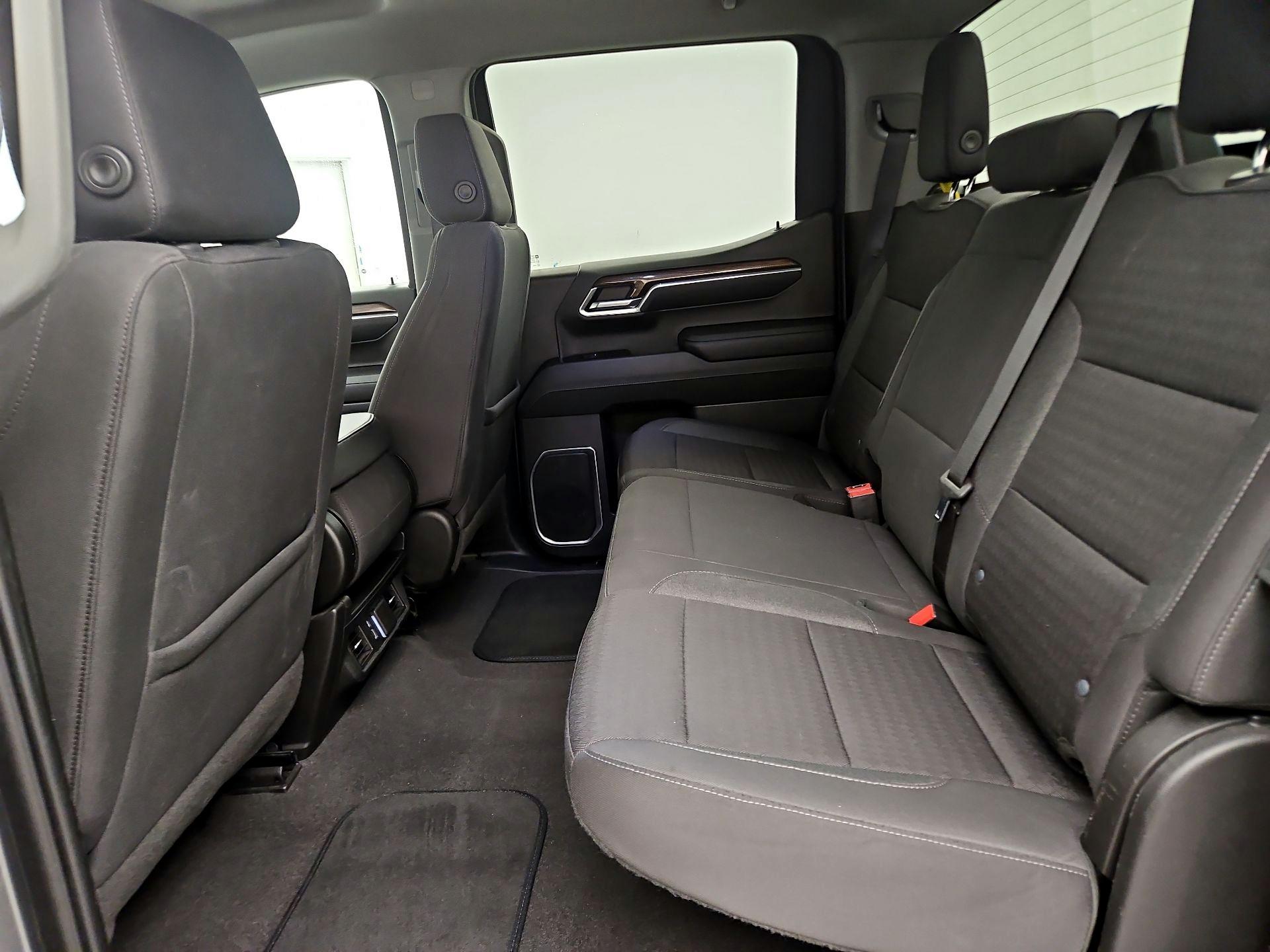 Thumbnail: 2023 Chevrolet Silverado 1500 - 19