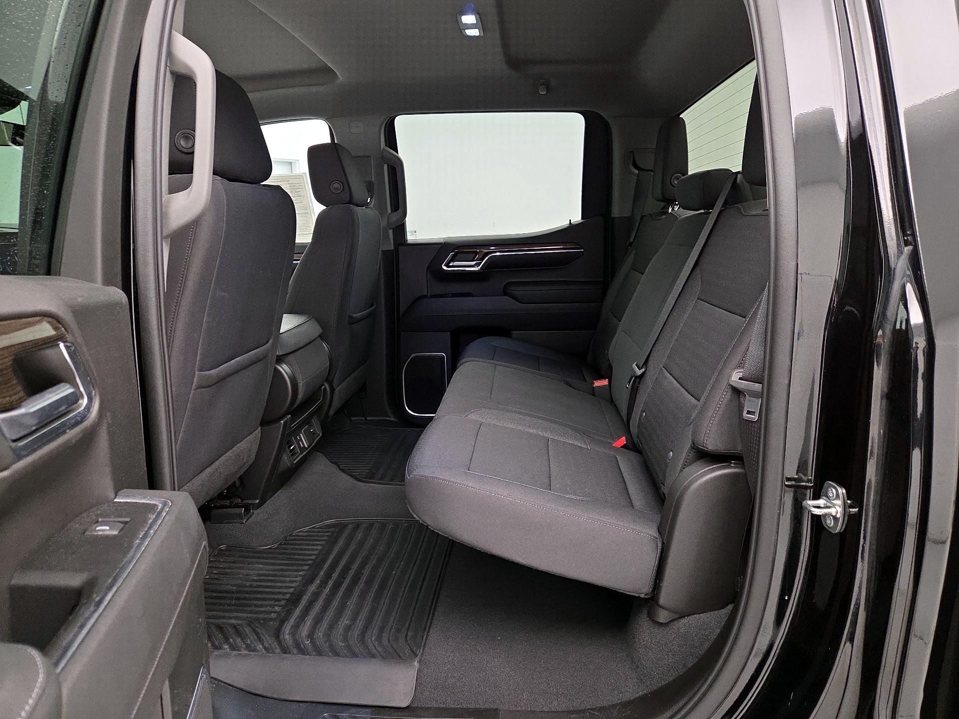 Thumbnail: 2023 Chevrolet Silverado 1500 - 19