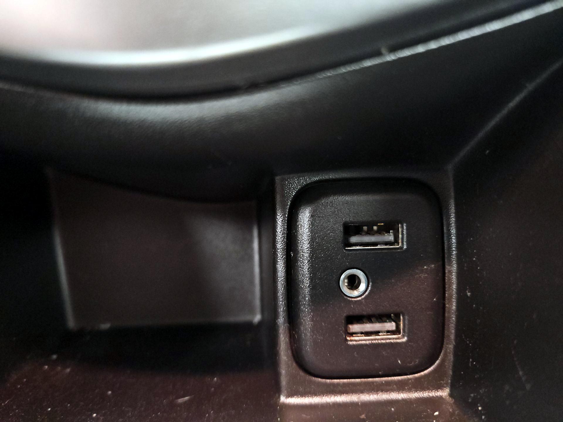 Thumbnail: 2020 Chevrolet Sonic - 18