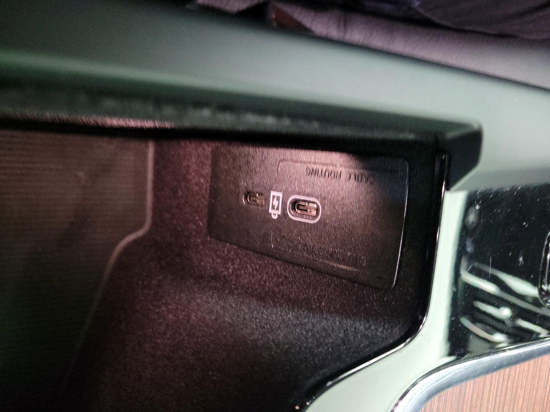 Thumbnail: 2024 Volvo S60 - 18