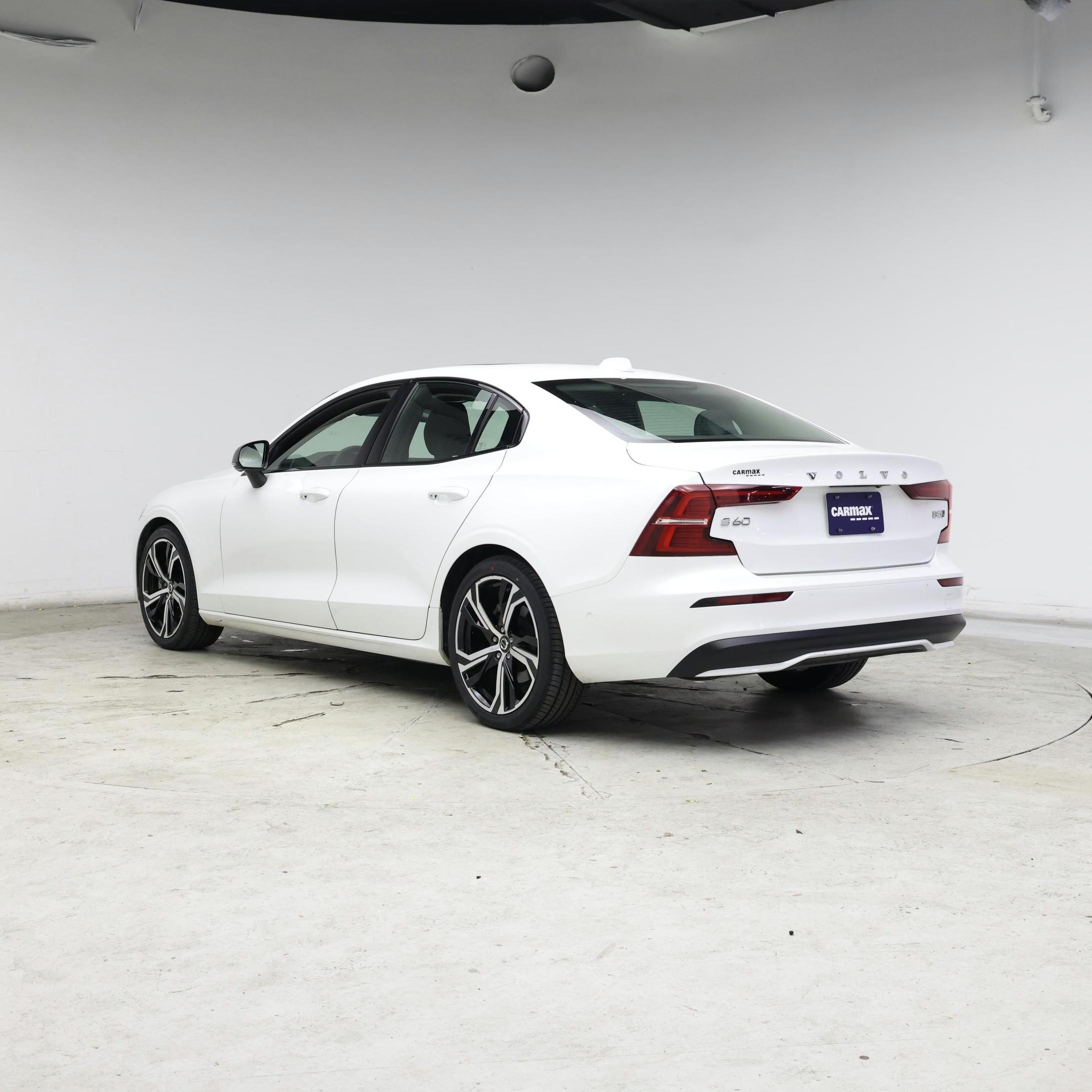 Thumbnail: 2024 Volvo S60 - 2