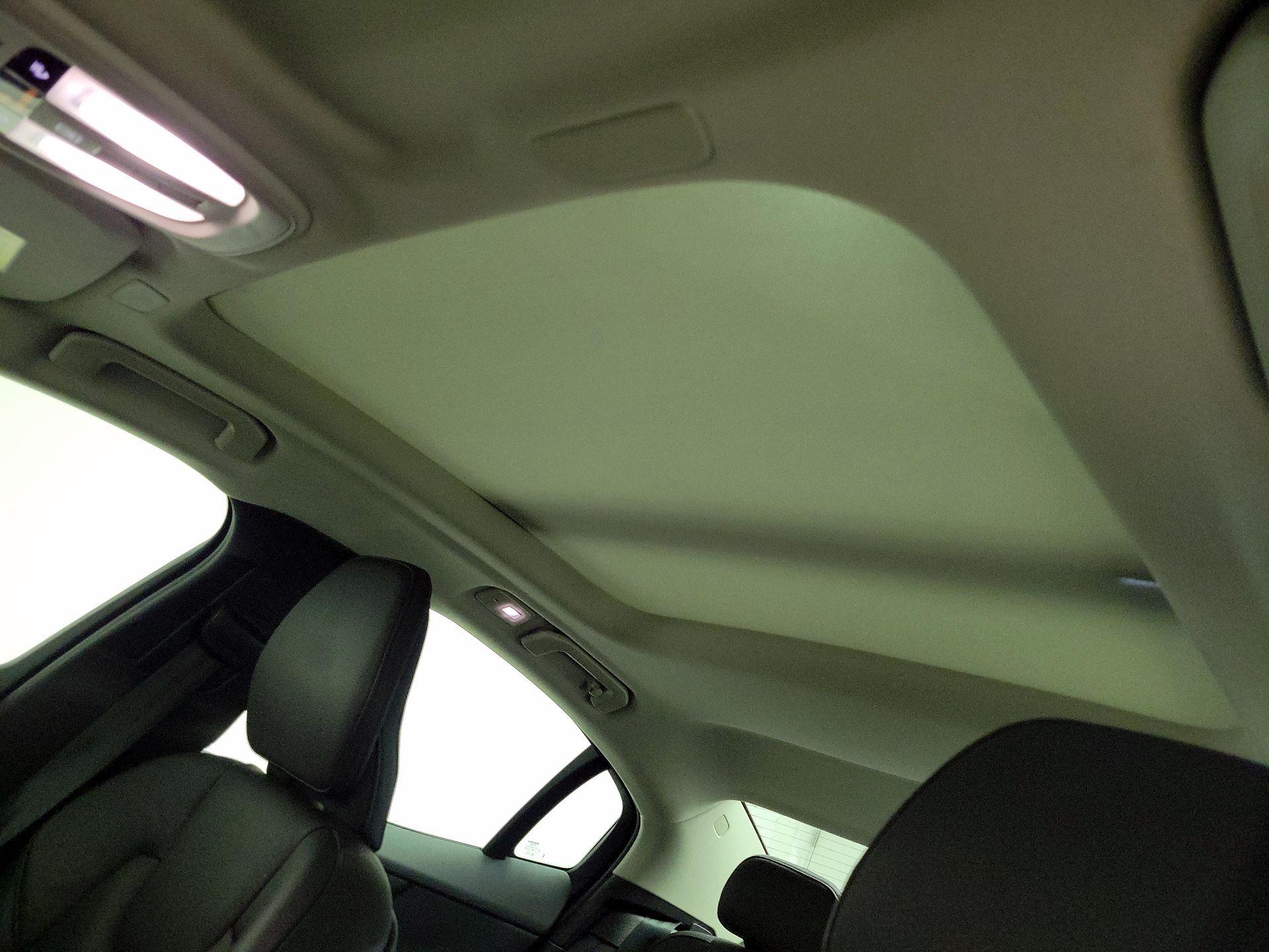 Thumbnail: 2024 Volvo S60 - 19