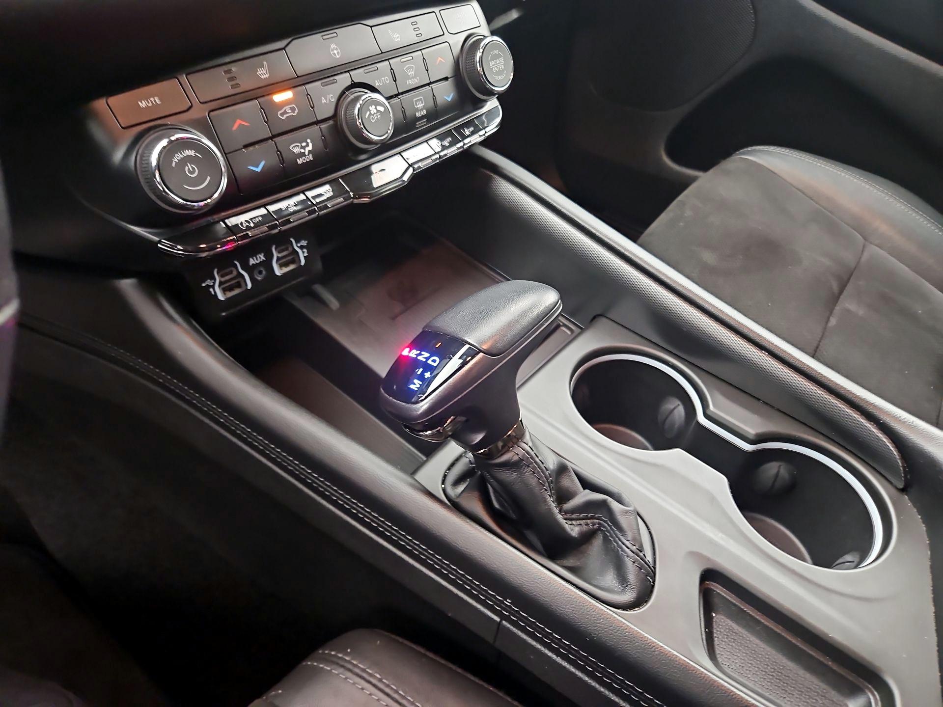 Thumbnail: 2022 Dodge Durango - 18