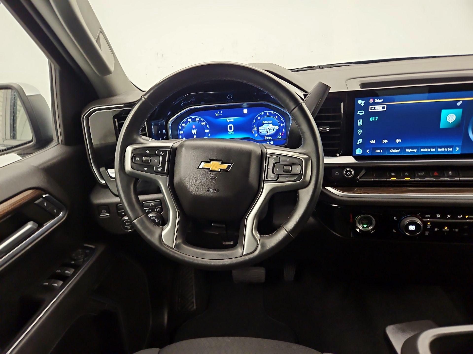 Thumbnail: 2023 Chevrolet Silverado 1500 - 10